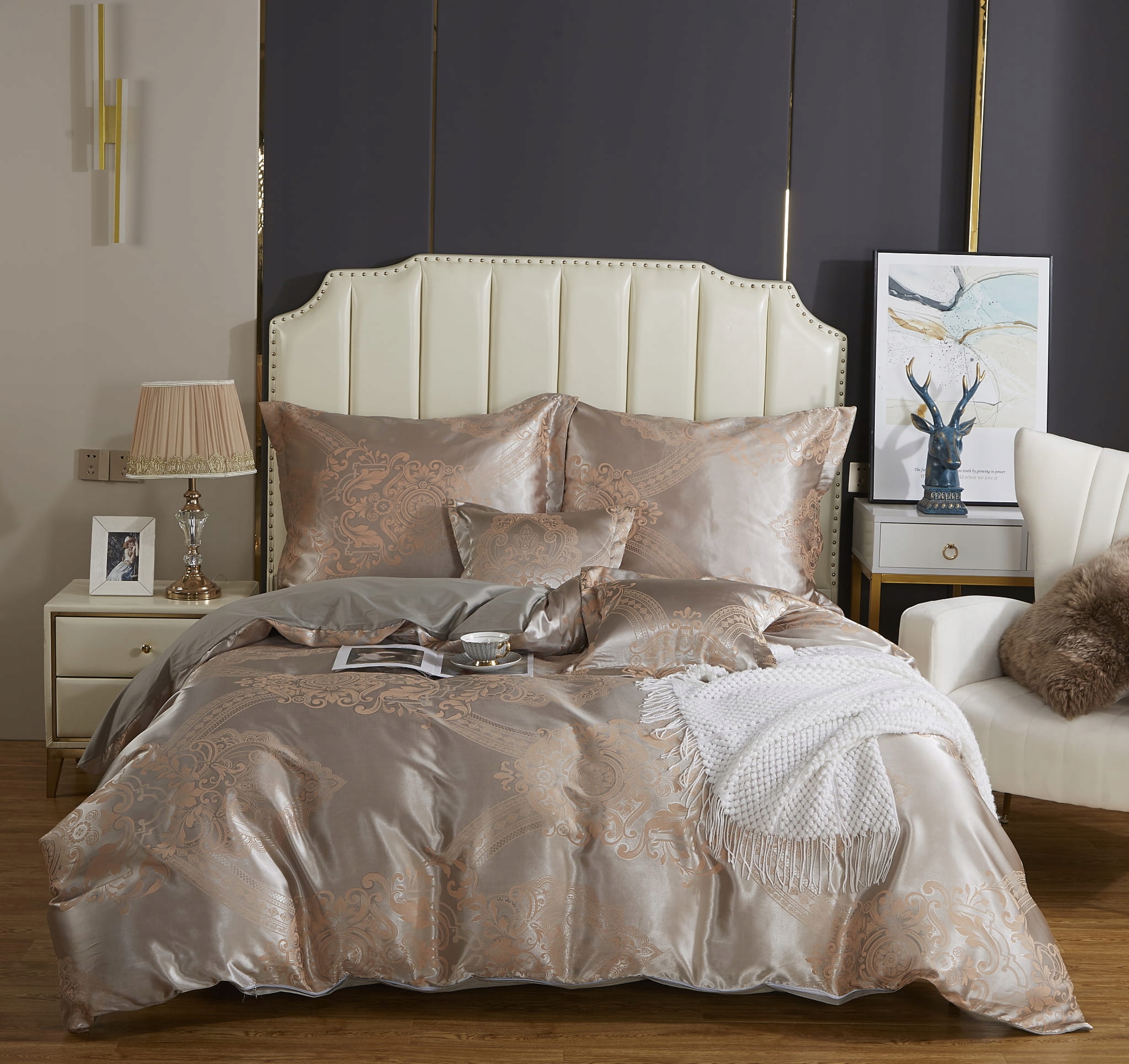 Posteľná Bielizeň atlasová vyšívaná 160x200 exkluzívna béžová s ornamentálnym vzorom AT013