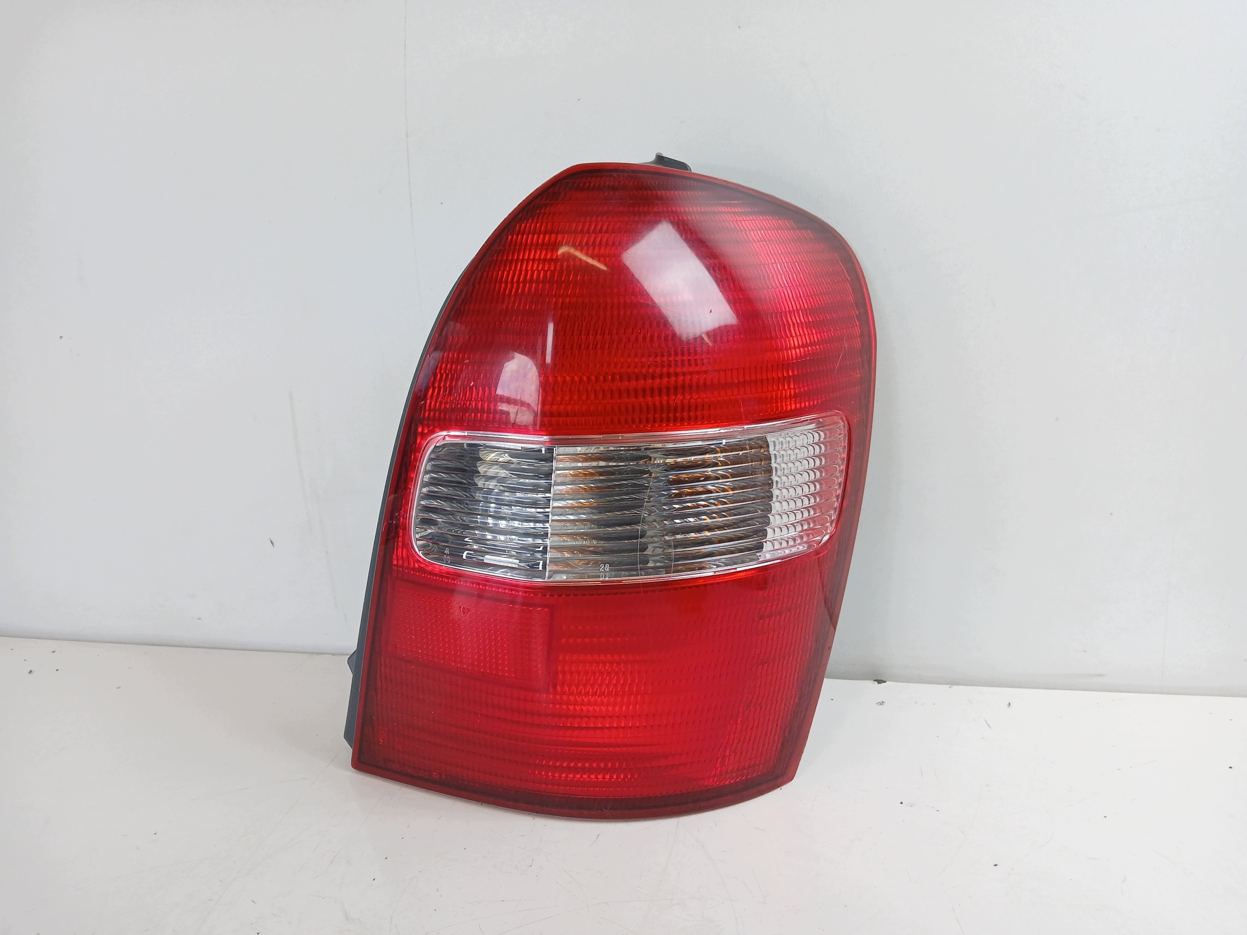 MAZDA 323F BJ light right rear part 5D