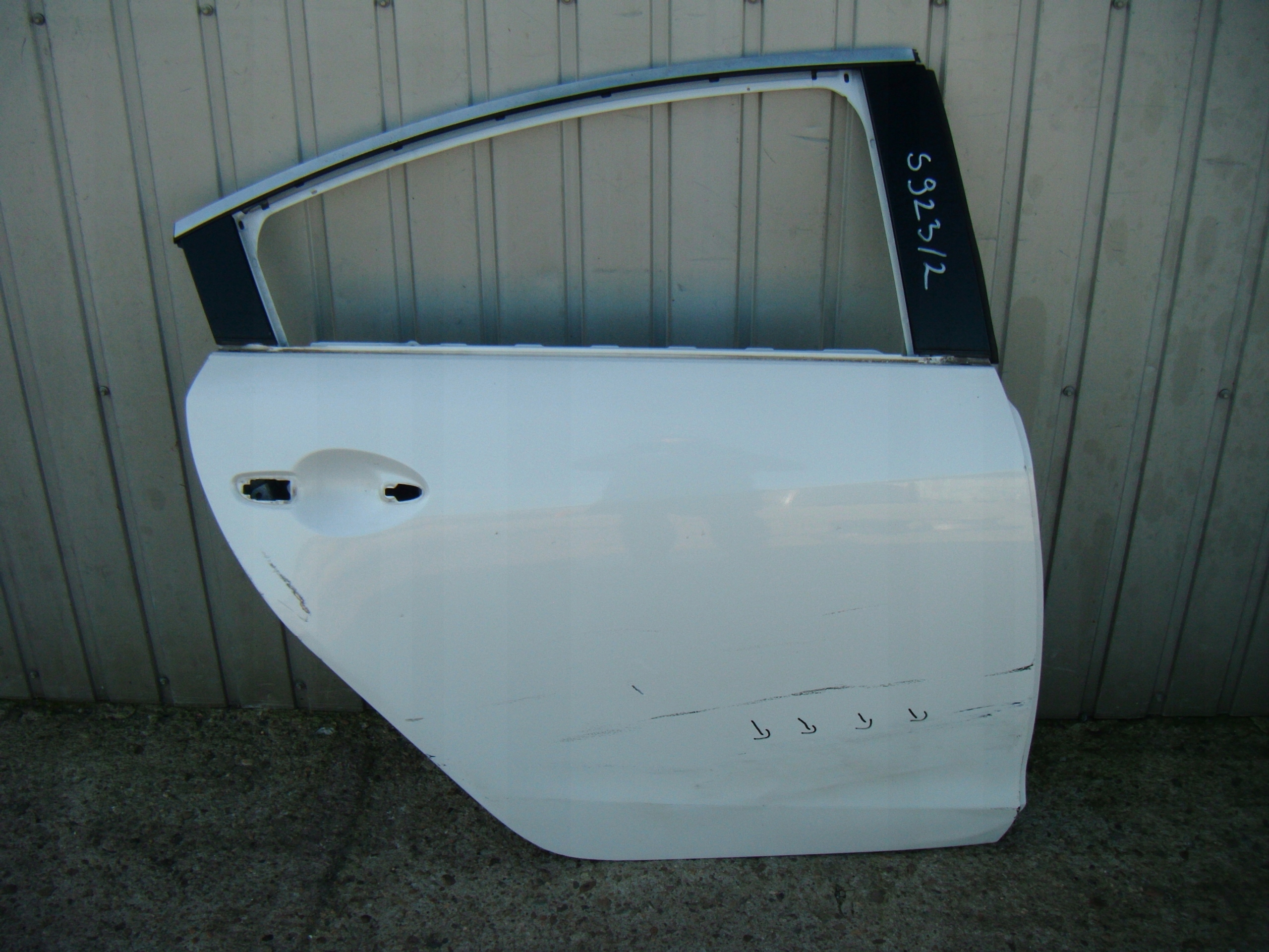 MAZDA 6 6J 12- SEDAN DRZWI PRAWY TYŁ GHK172010