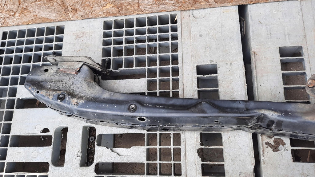 Балка бампера зад MERCEDES W203 01R 2.0b Купе