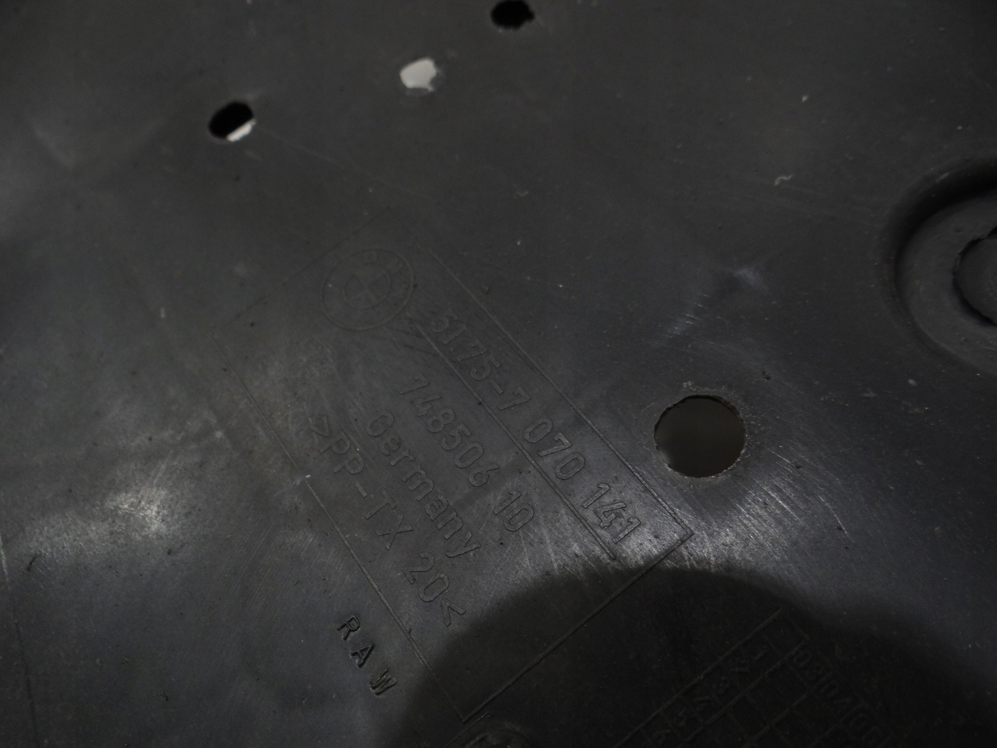 cover chassis BMW E90 LCI M PAKIET 7181652