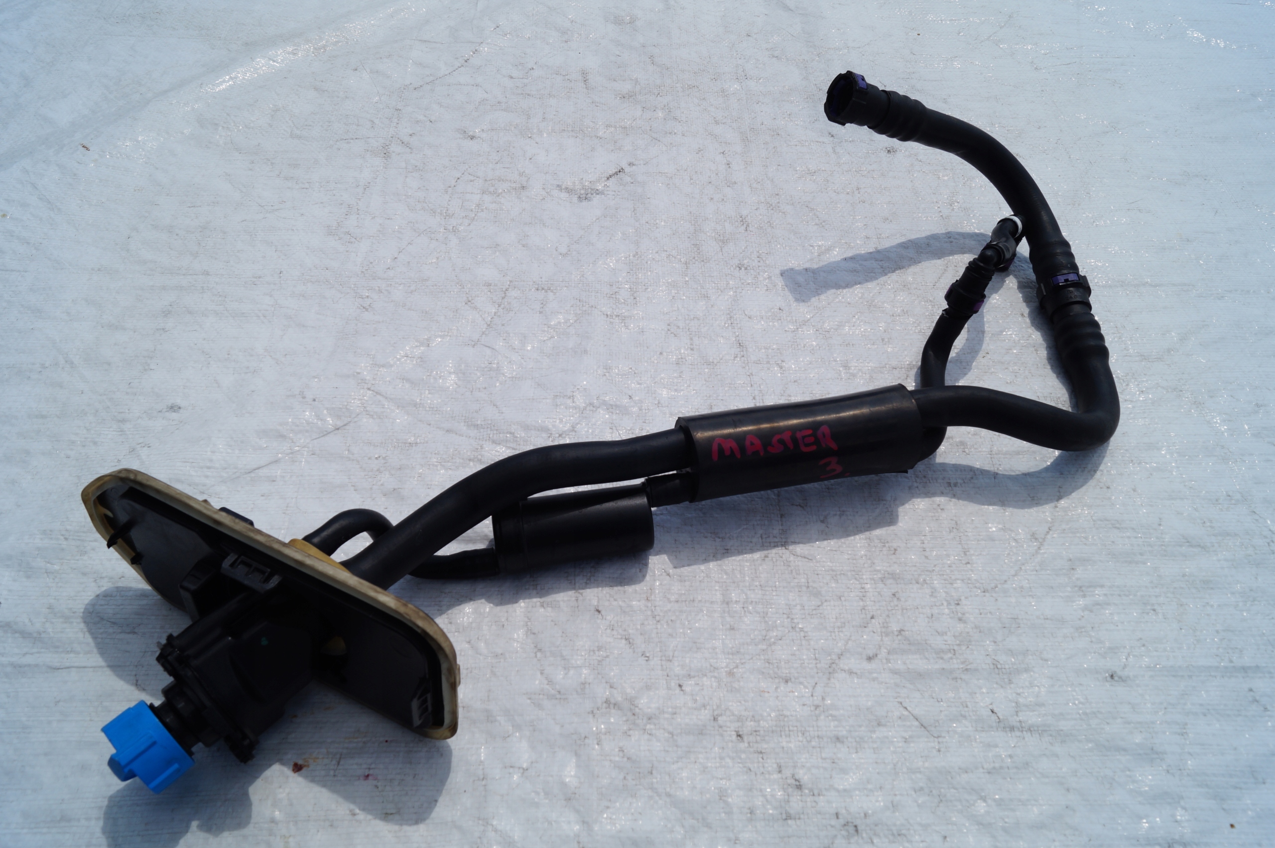 PRZEWÓD WĄŻ WLEW KOREK ADBLUE RENAULT MASTER OPEL MOVANO 8200838096A