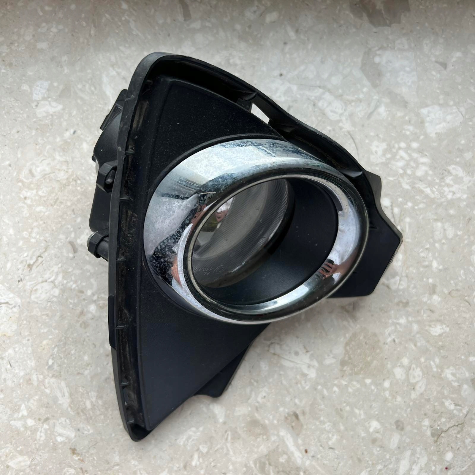 TOYOTA AURIS II 2 2012-2015 grid frame fog lights left fog light 81482-02280