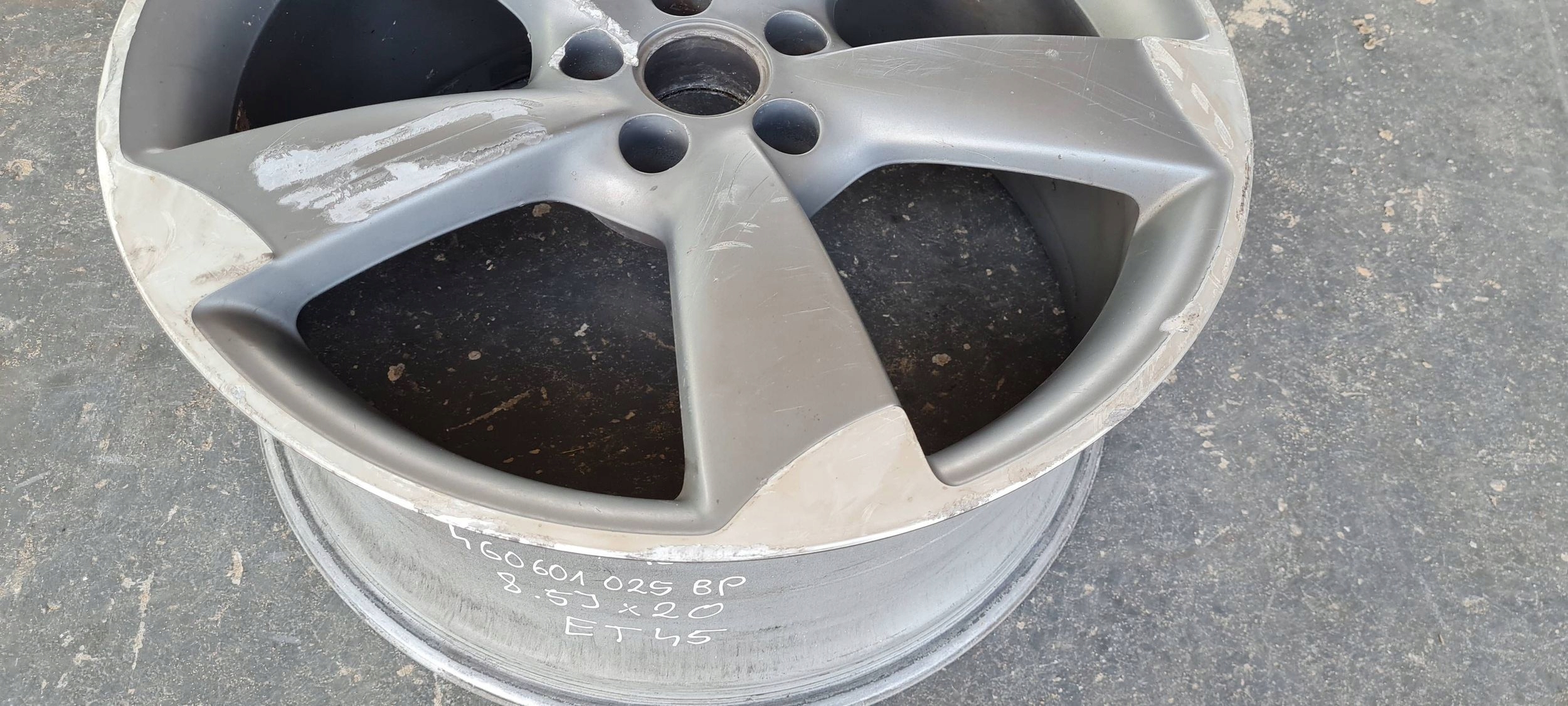 AUDI A6 C7 4G disk disk ROTOR 5X112 ET45 8.5 R20 4G0601025BP