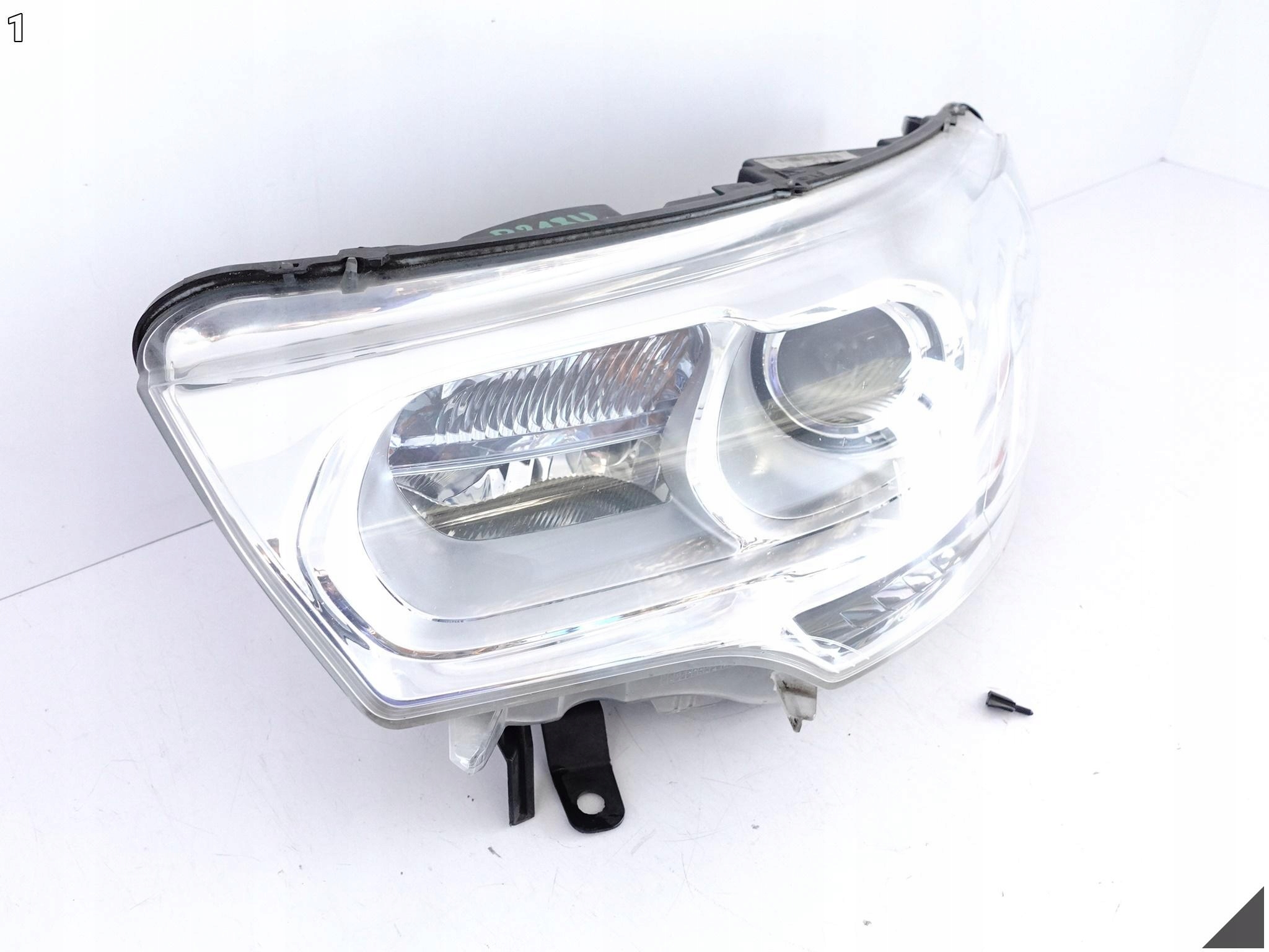 CITROEN C4 II B7 DS4 DS 4 10- light XENON + LED left front EUROPA
