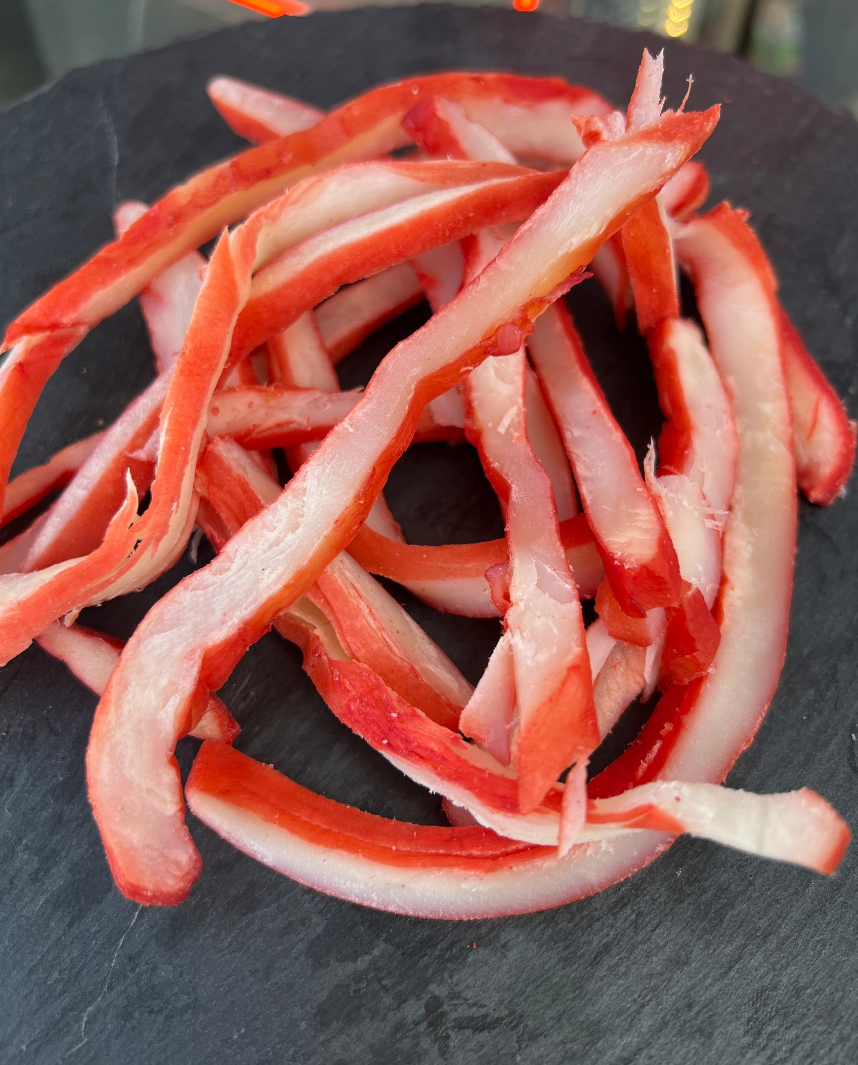 Levně Sušený Filé z chobotnice s krabí příchutí 1 kg, pivní svačinka