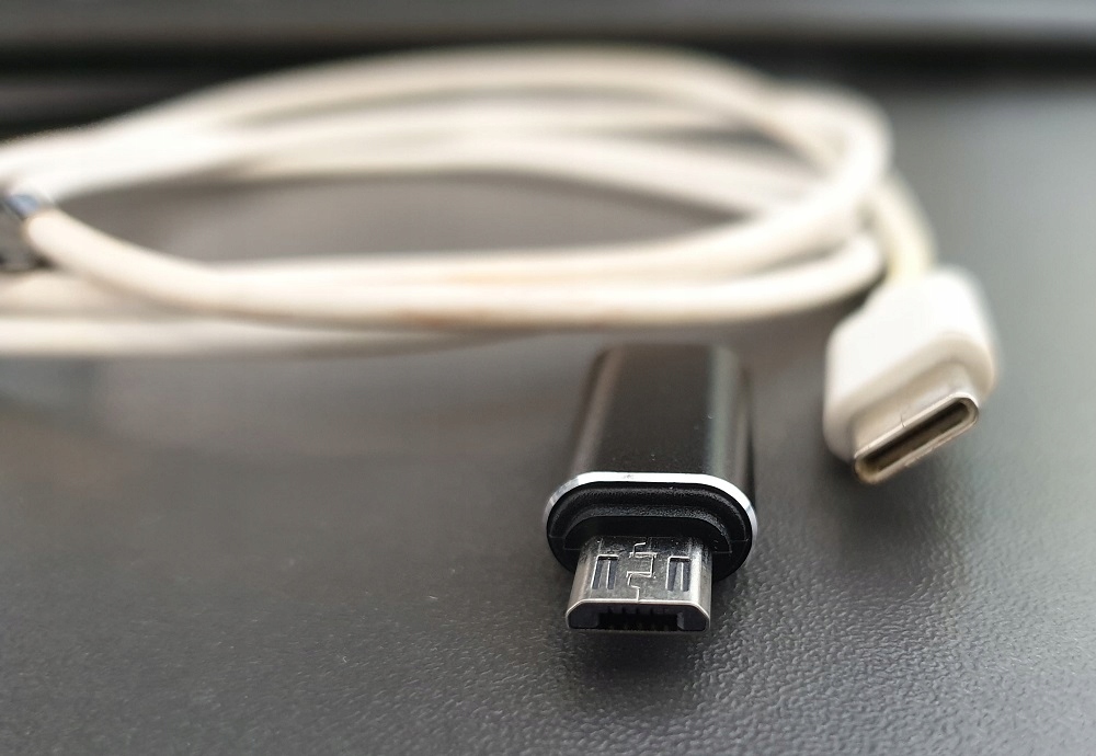 Adapter przejściówka USB TYP C - micro USB czarny Kod producenta ADA000641