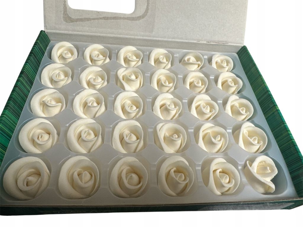 Levně Id_237dp Cukrové Růže 30ks Dort Dekorace Růže Bílá Růžičky