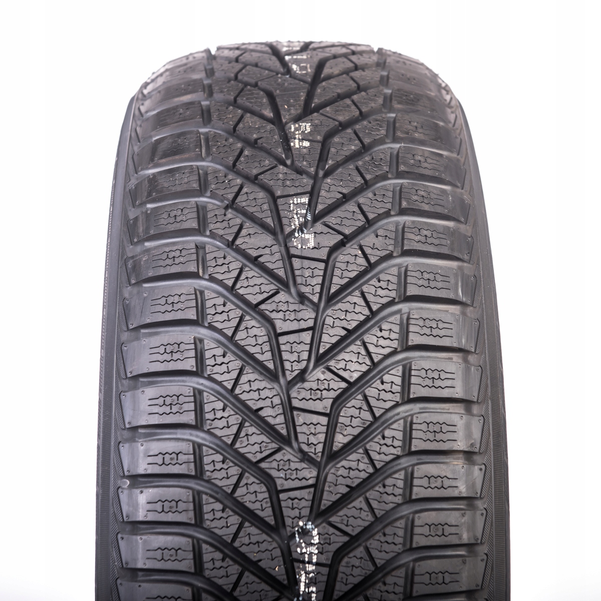 2x OPONY ZIMOWE 265/35R18 Yokohama V905 97V