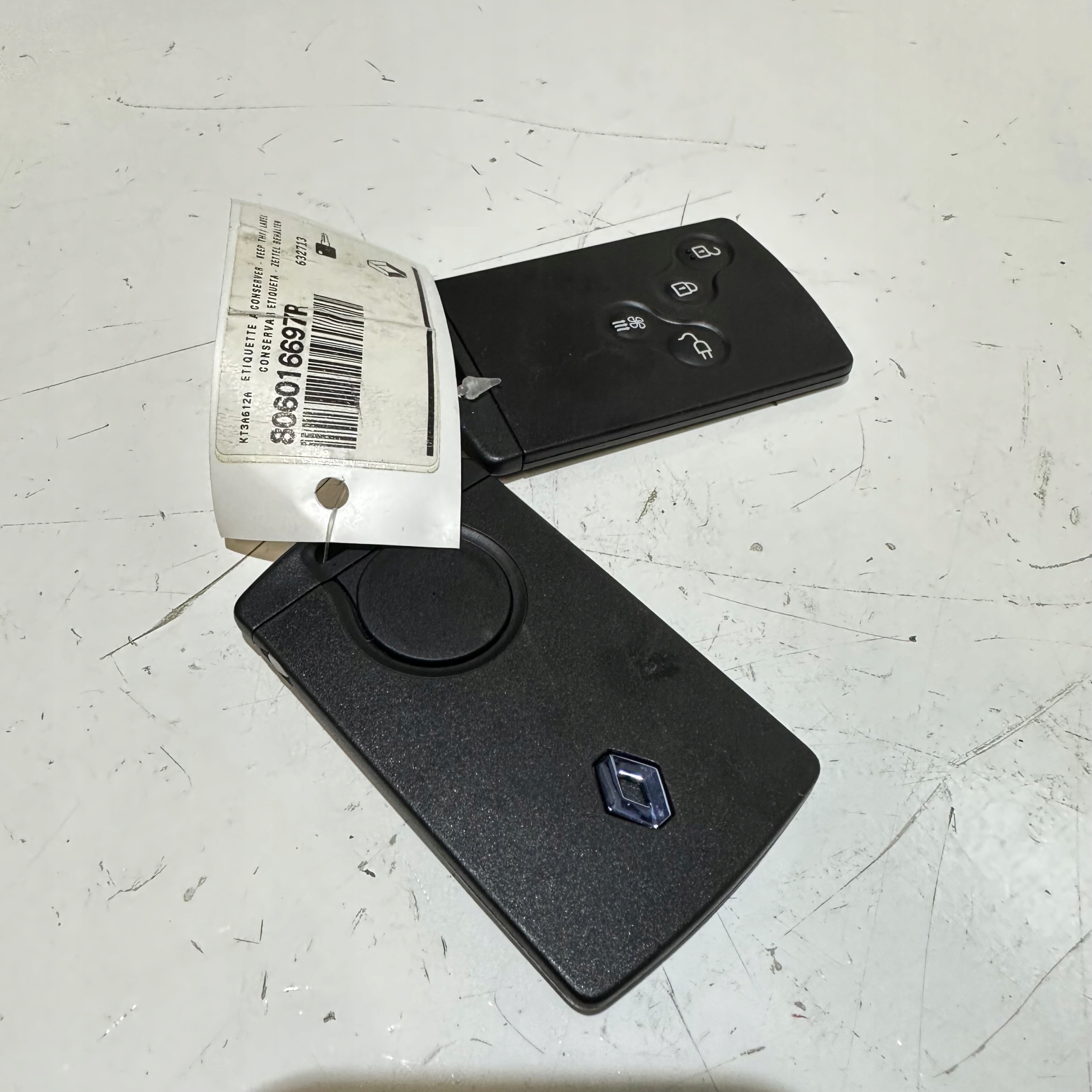 RENAULT ZOE KARTA PILOT KLUCZYKI KEY IGNITION