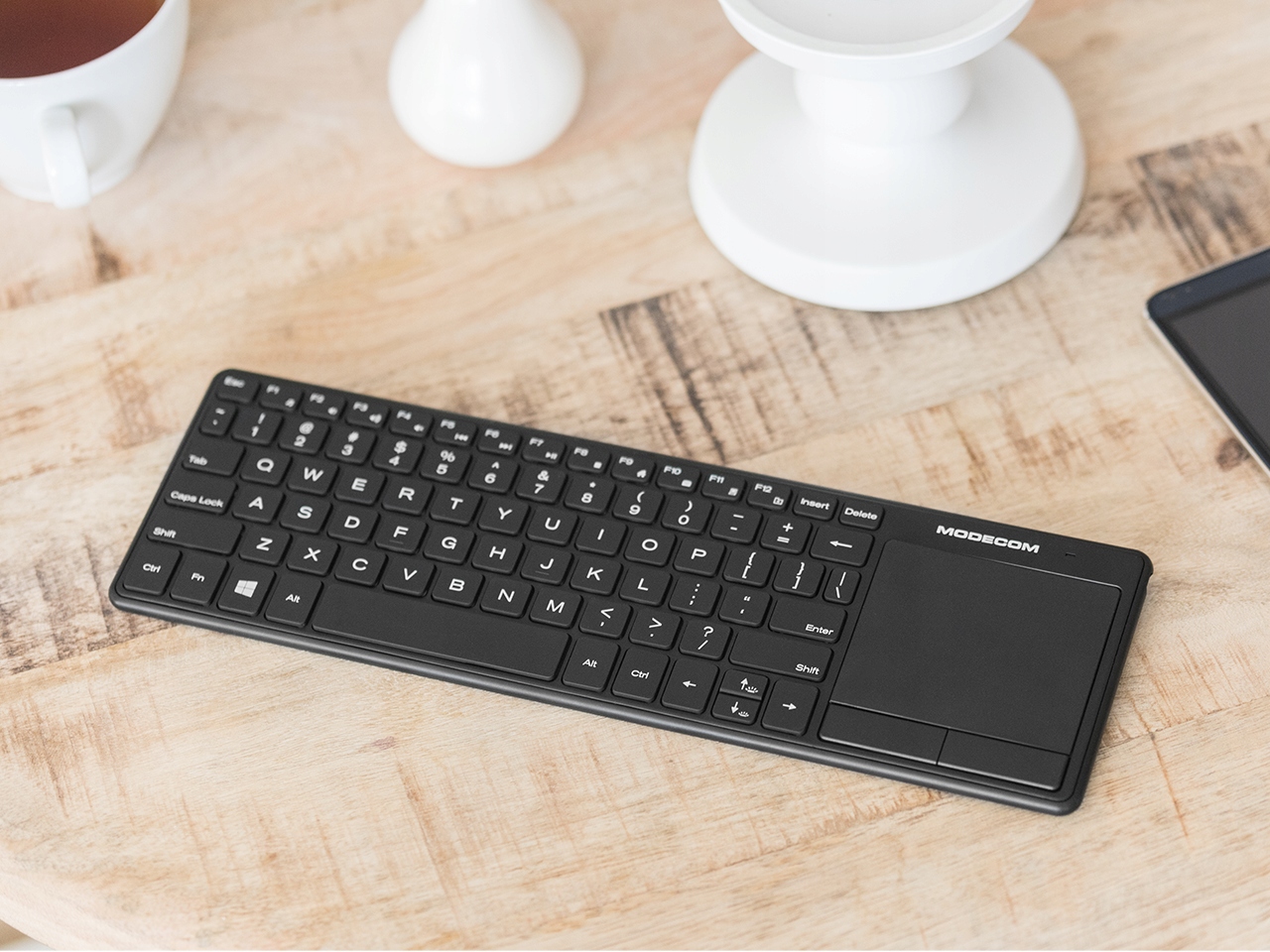 KLAWIATURA PODŚWIETLANA BEZPRZEWODOWA NOŻYCOWA TOUCHPAD CICHA MODECOM TPK2 Kolor czarny