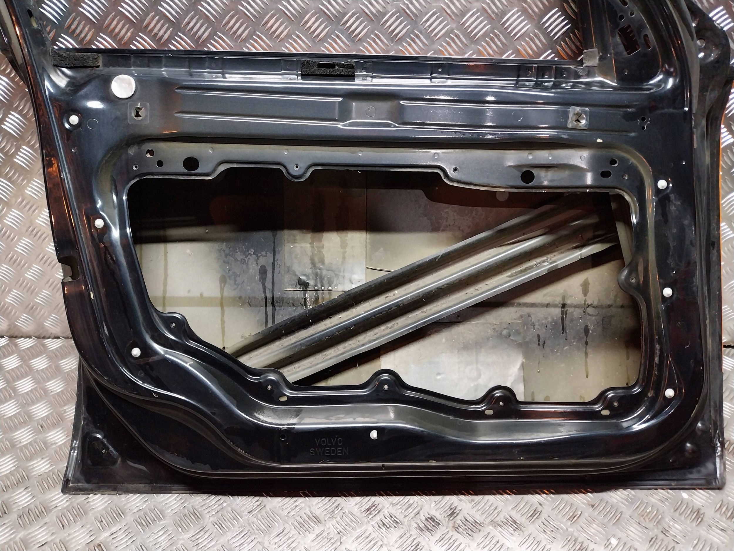 door front left VOLVO V70 III 07