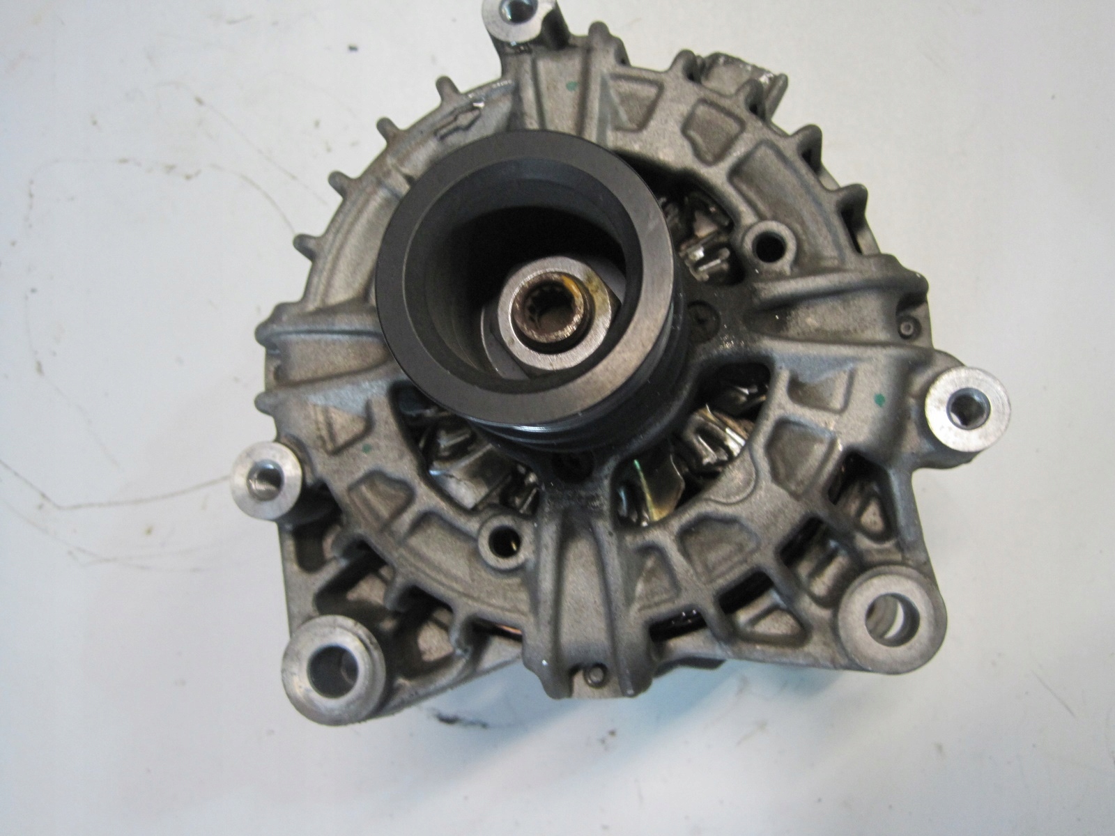 alternator BMW 6 G32 3,0D 8571358