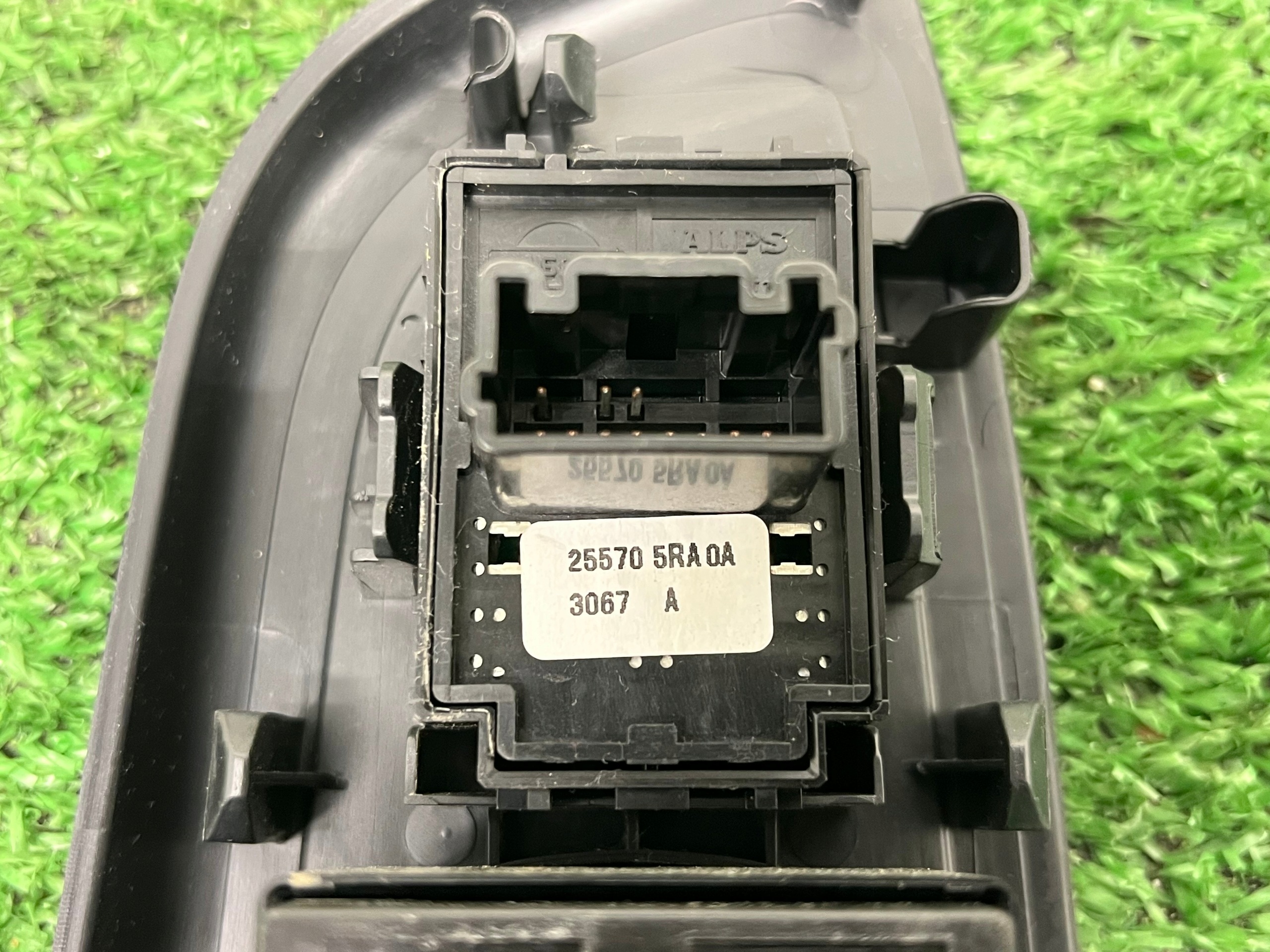 control panel of the window driver´s NISSAN MICRA K14 255705RA0A