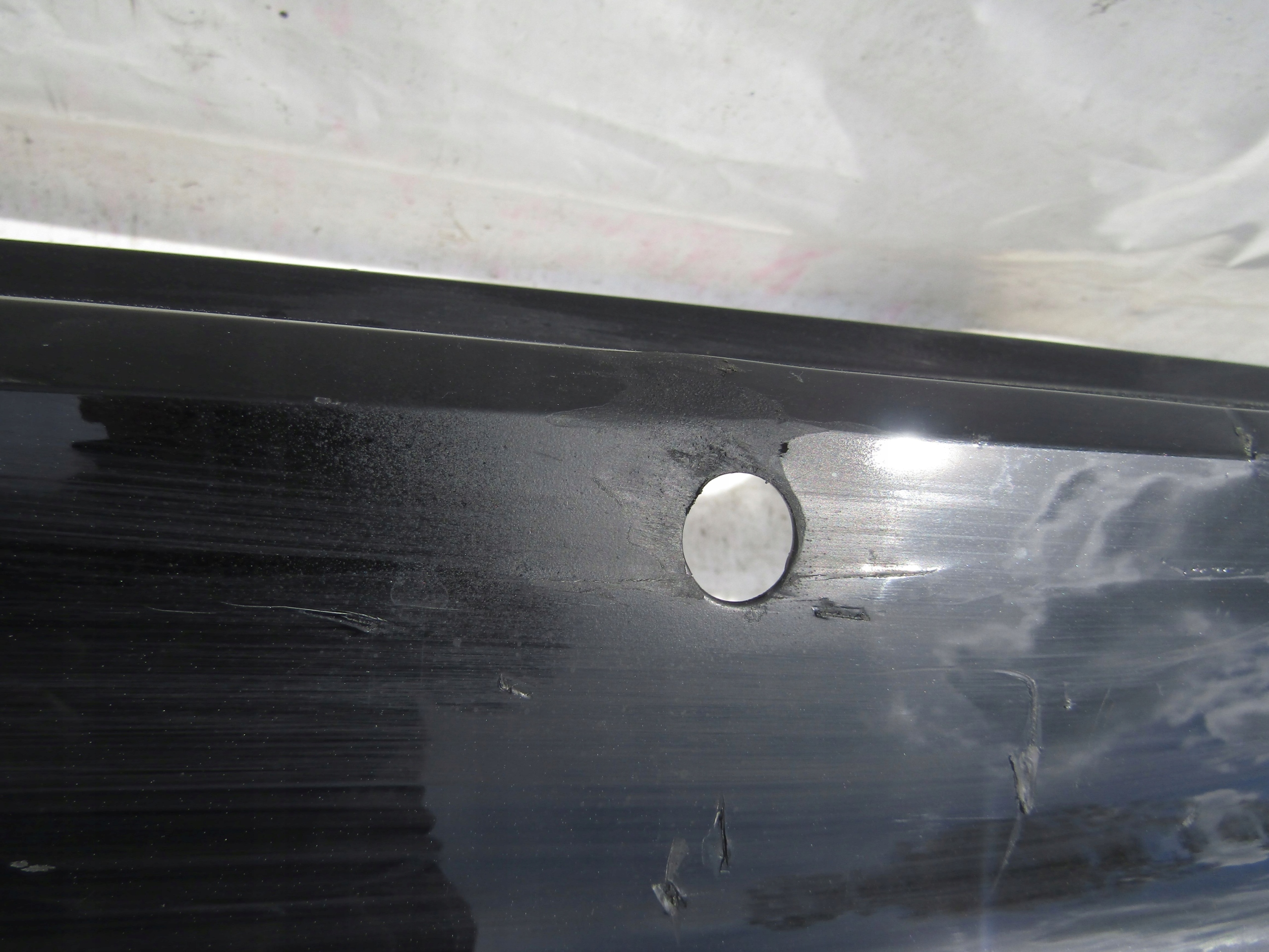 молдинг правый задний Q3 8U0853818A