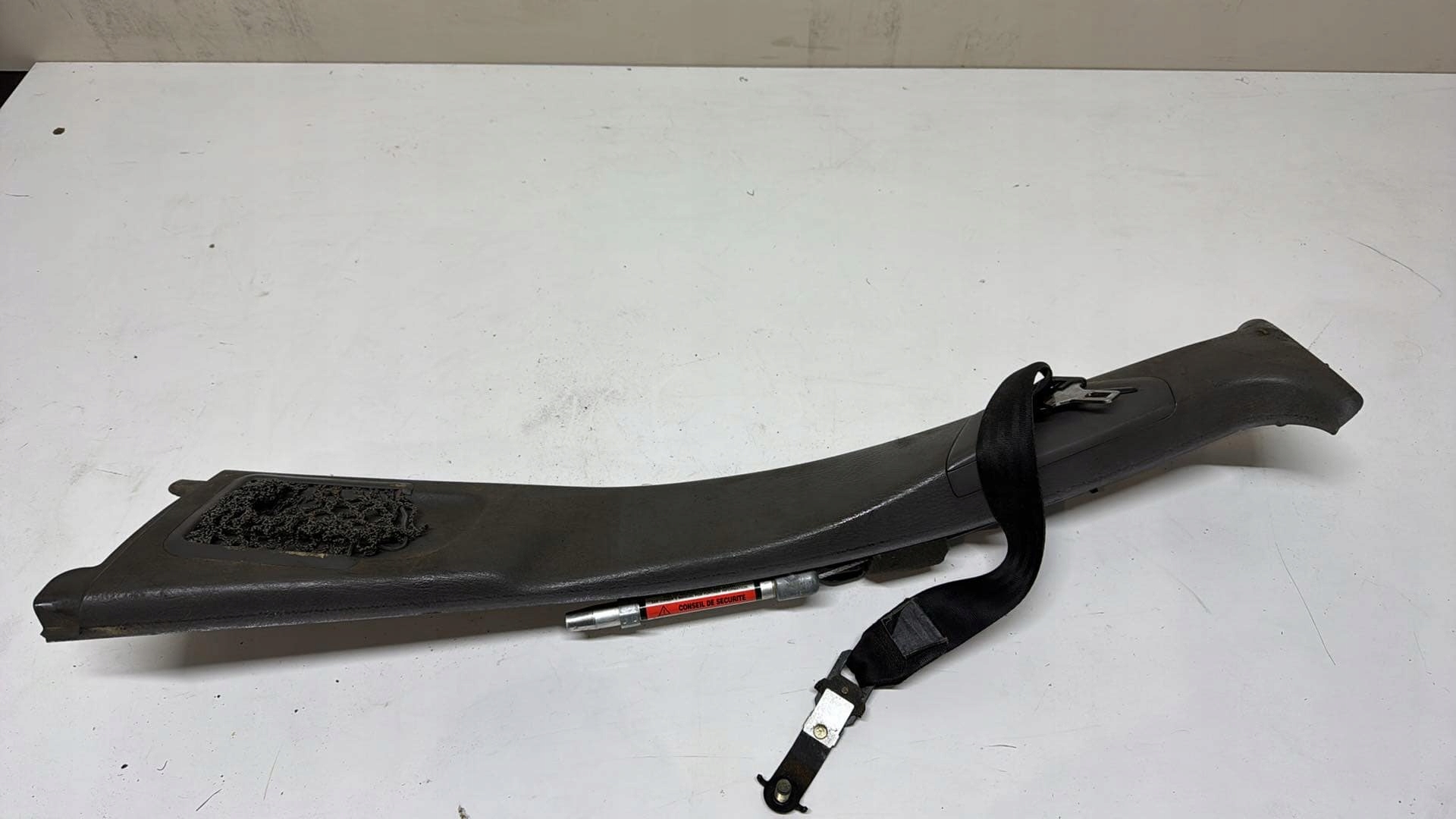 tension belt safety left front left front SAAB 9-5 and pillar 4706149