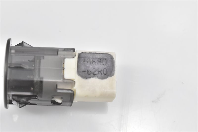 CZUJNIK NASŁONECZNIENIA 38680-62R00 SUZUKI SWIFT VI MK8 IGNIS III Stan opakowania zastępcze