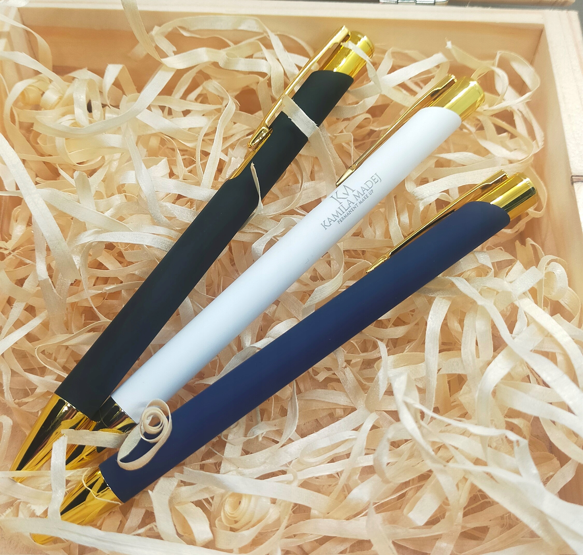 Długopis z grawerem GOLDEN + czarny wkład — 19