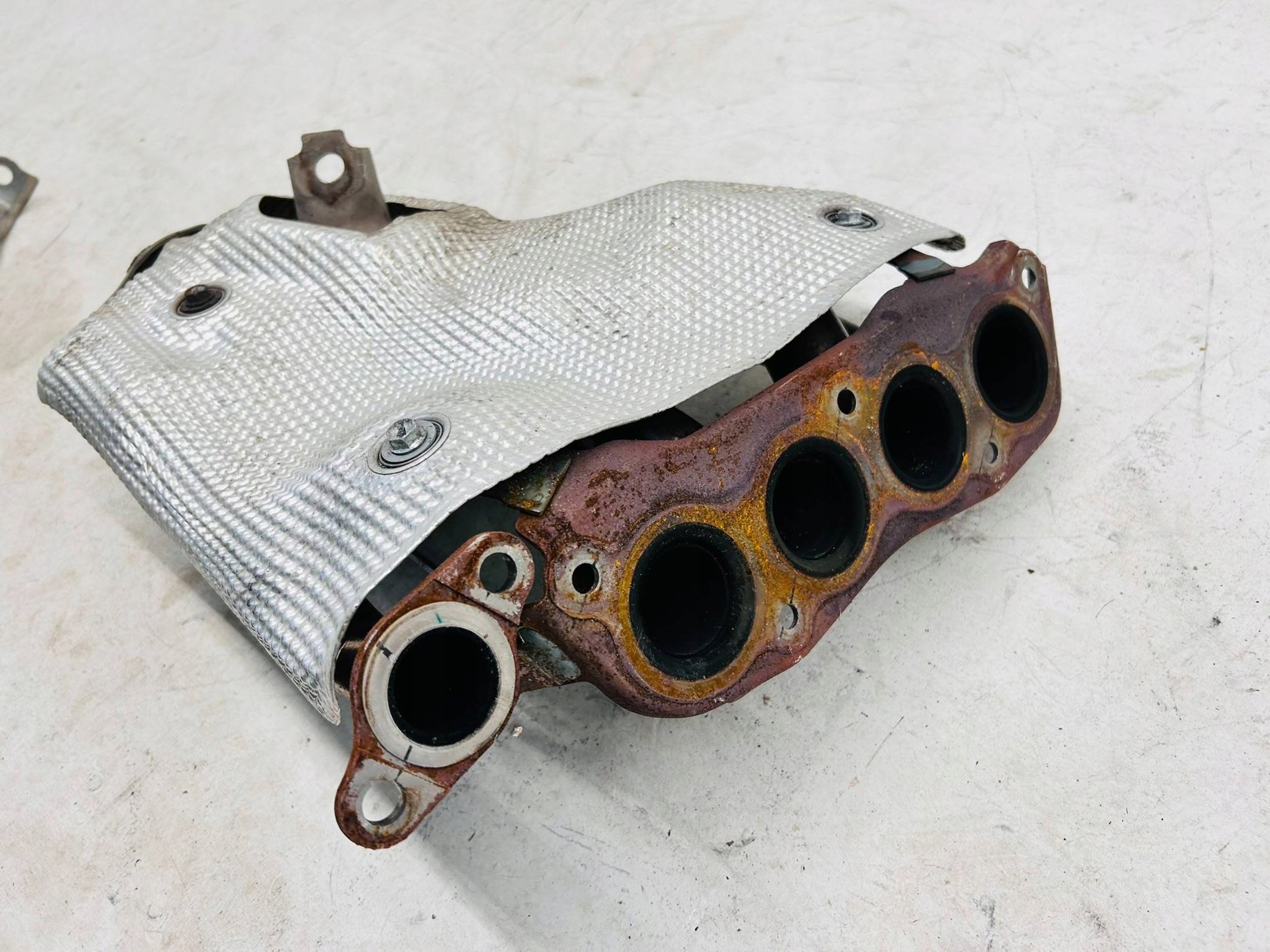 COROLLA E21 2.0 ГИБРИД коллектор выпускной катализатор выхлоп X2