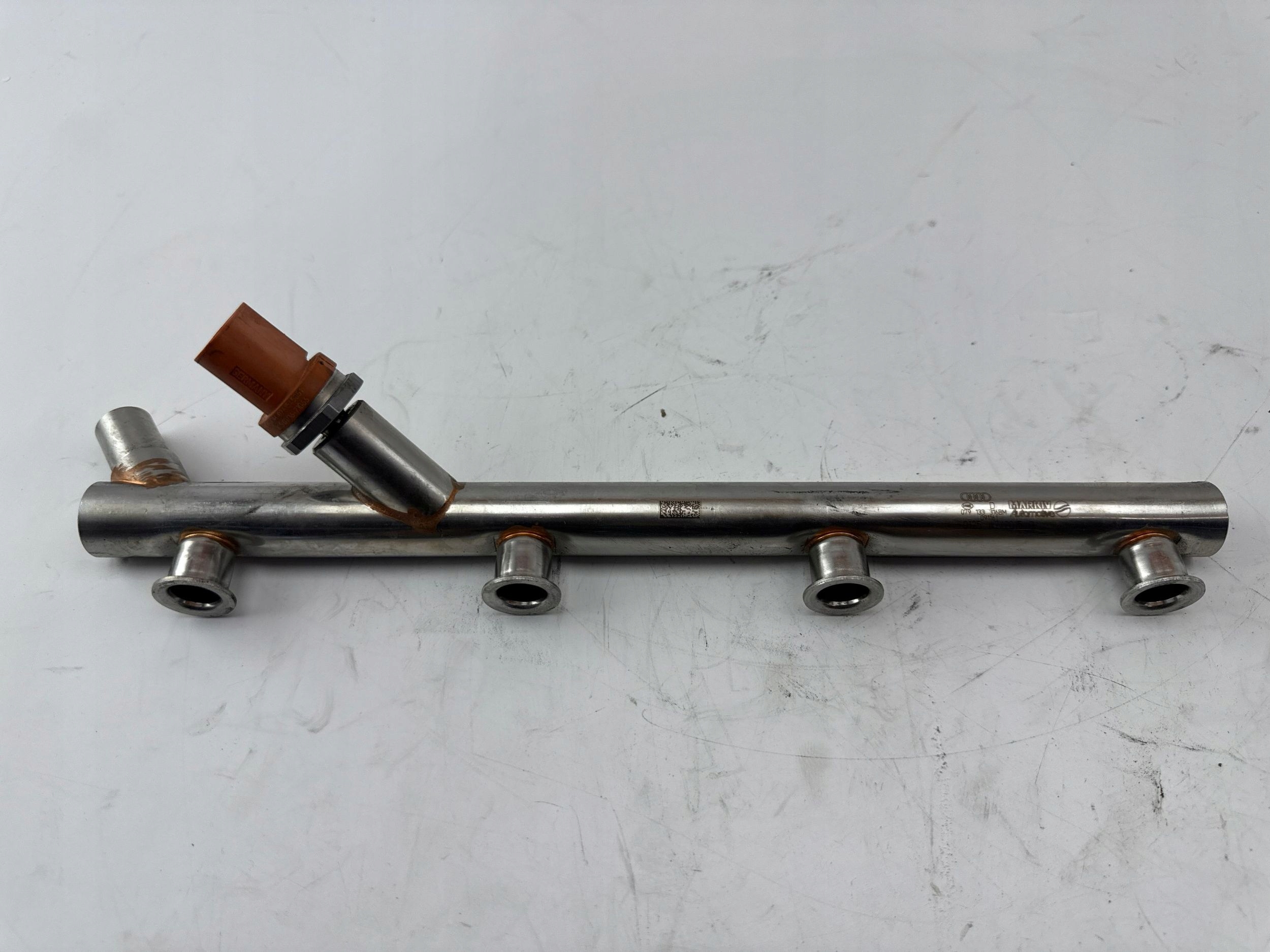 Audi RS6 C7 2016 Rozdzielacz paliwa