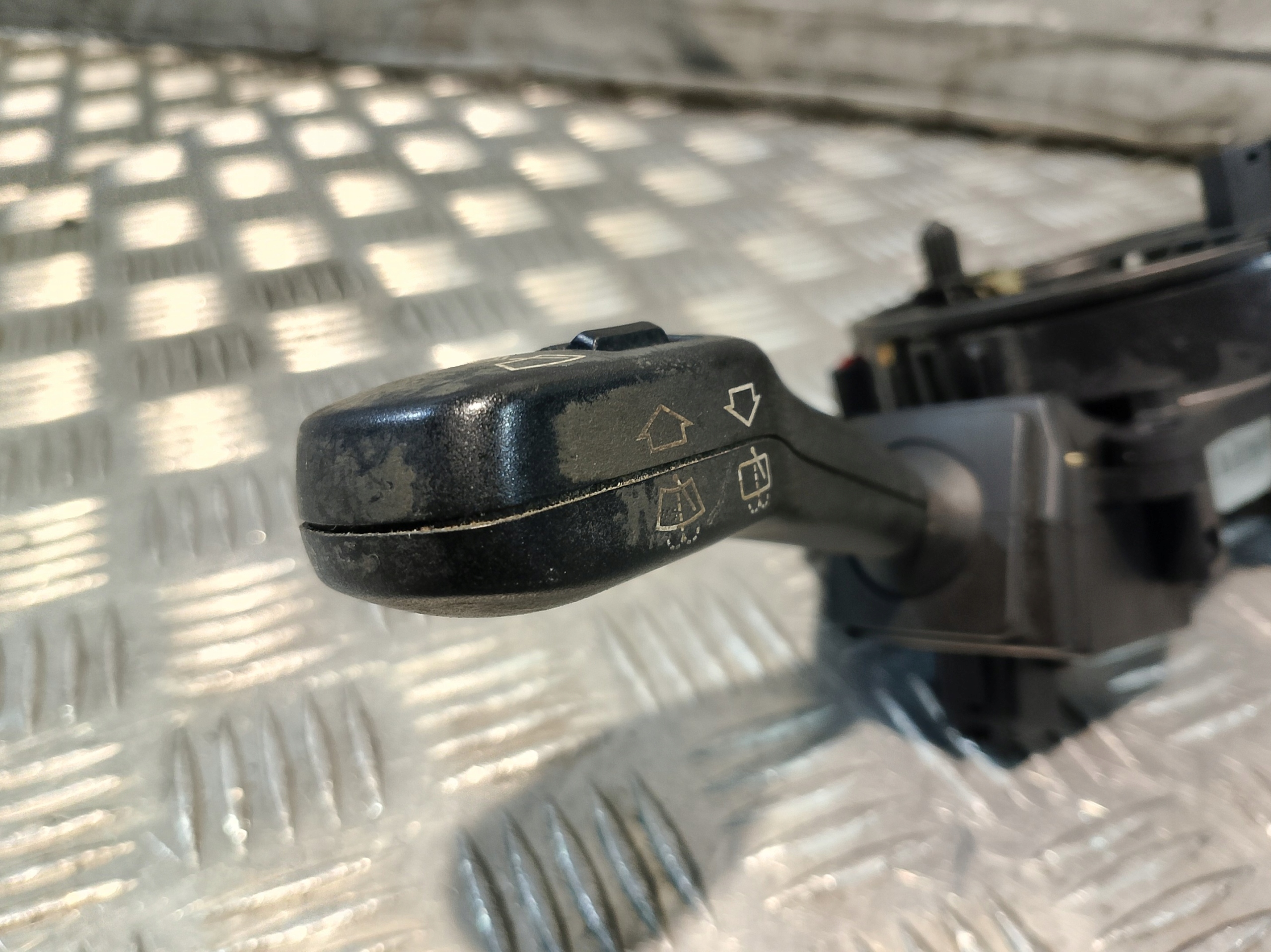 DEVIO LUCI TERGICRISTALLO TERGI BMW E46 LIFT FL 8363669
