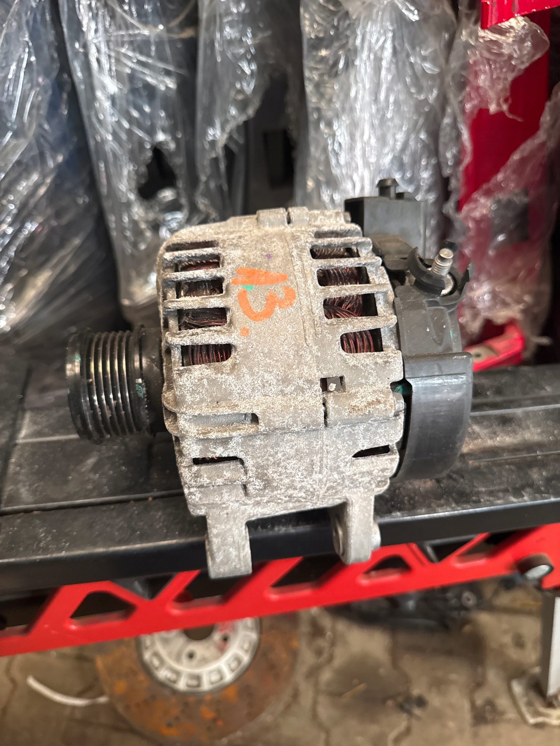 13. ALTERNATOR FORD JX6T-10300-KB