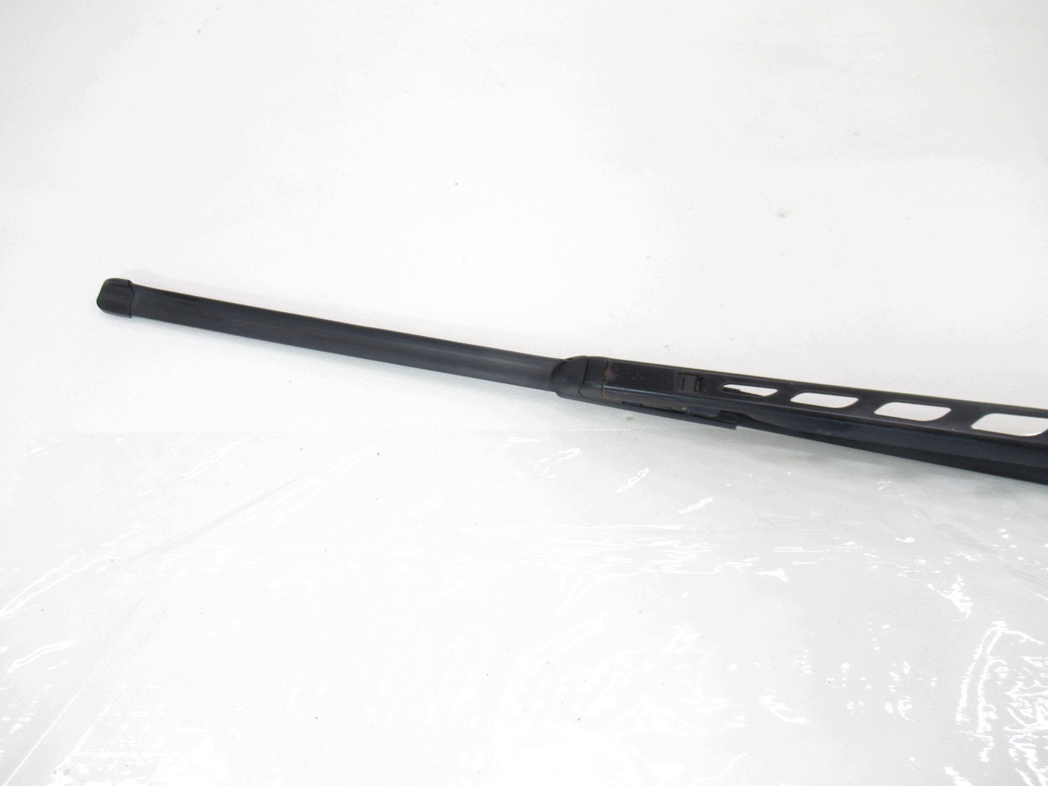 wiper arm right front BMW e60 e61 sedan KOMBI EUROPA