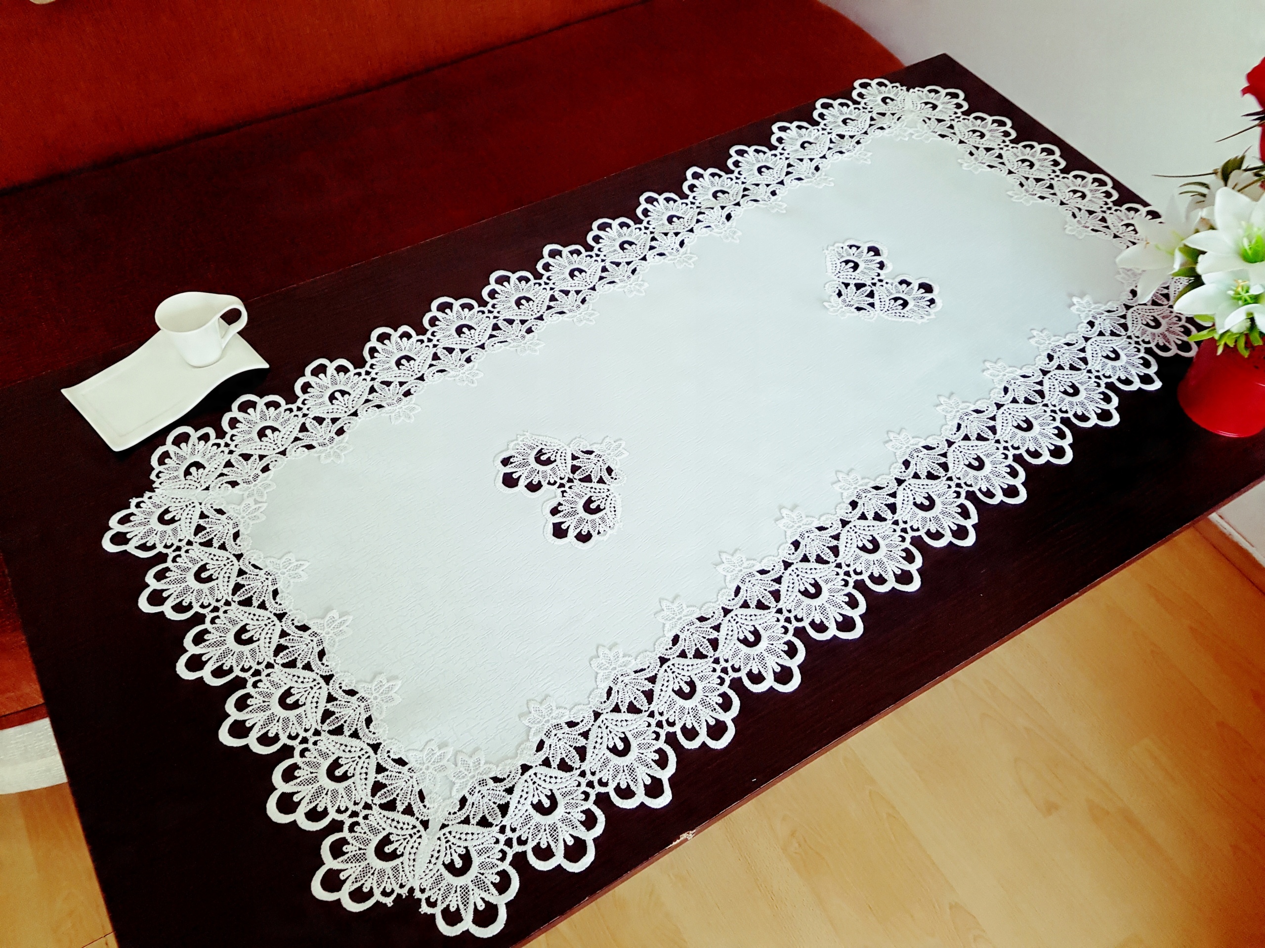 

obrus ,bieżnik biały gipiura 50 x 100 cm prostokąt