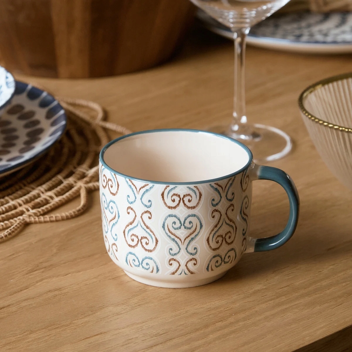 

Kubek Zdobiony Porcelana Azino z uchem 0,38l Homla