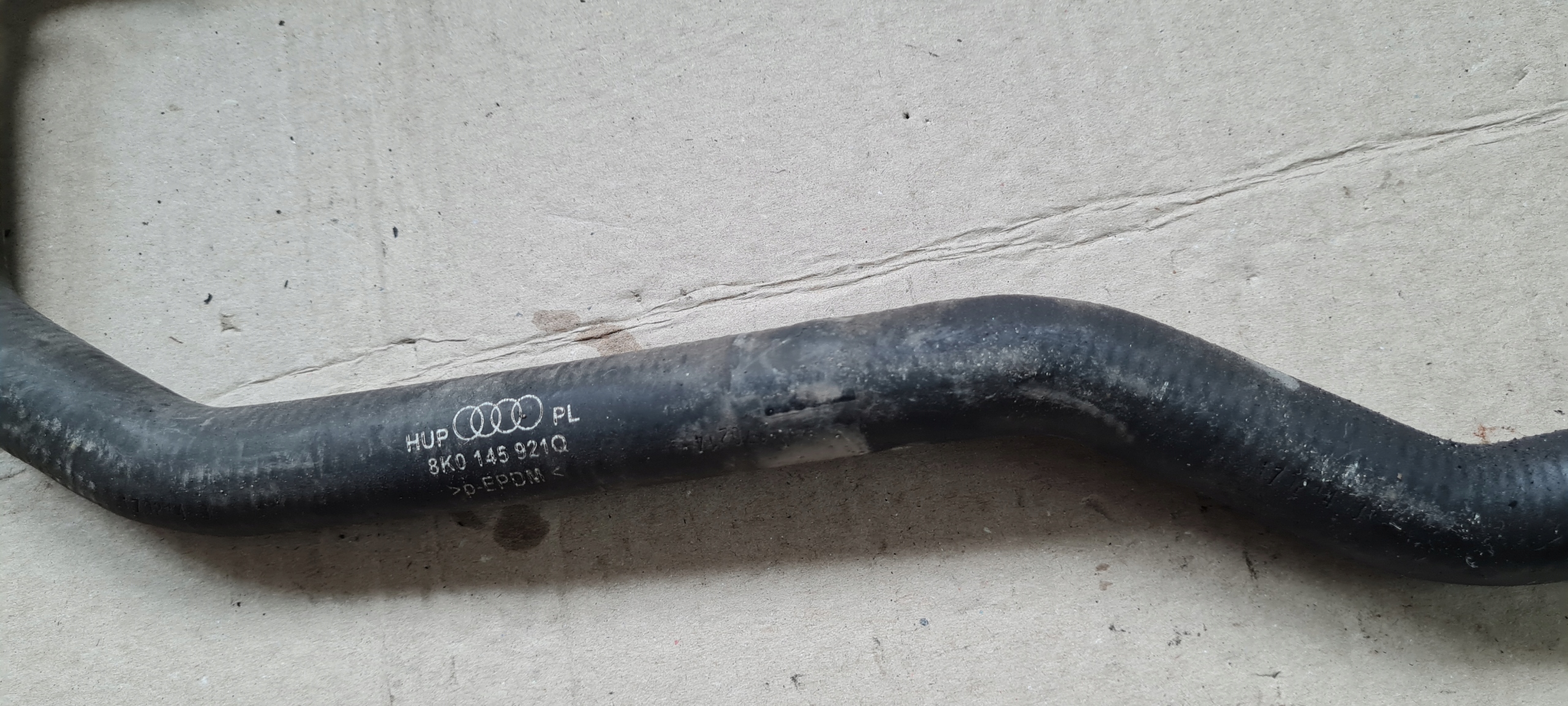 S4 B8 LIFT A4 prijenos crijevo vode 3.0 TFSI 8K0145921Q S5