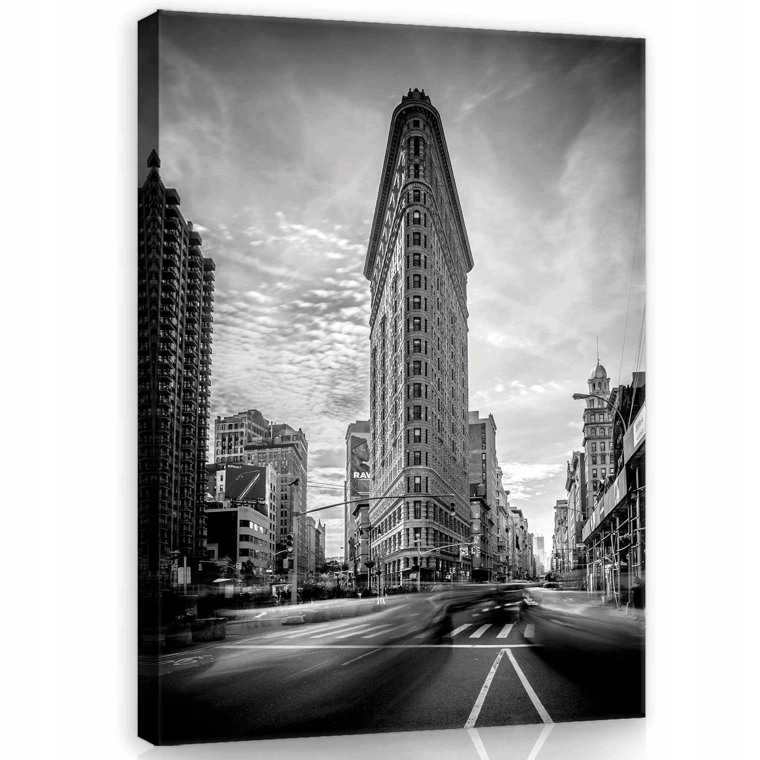 Obraz 75x100 Flatiron New York černobílé město architektura mraky