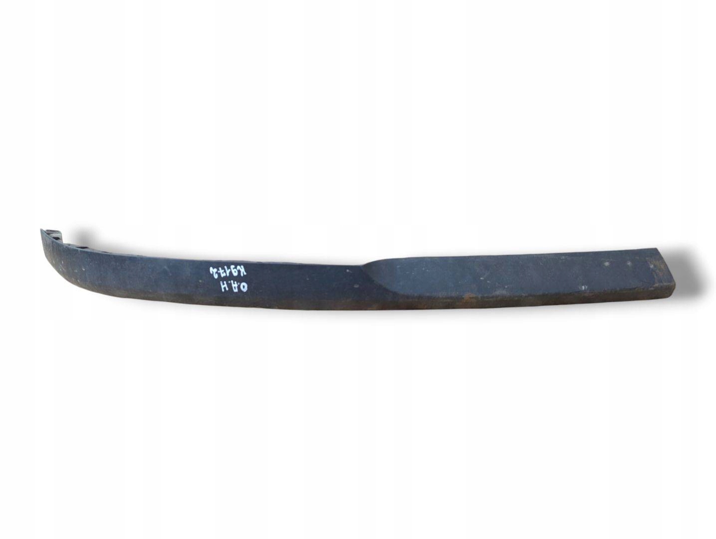 spoiler of a bumper front right side Opel Astra H facelift 2007 13238560
