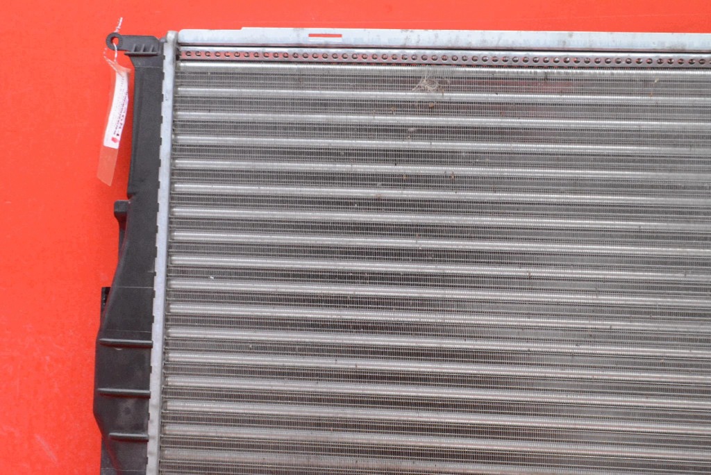 water cooler D7B027TT BMW E87 1.6i 122 KM 07-12