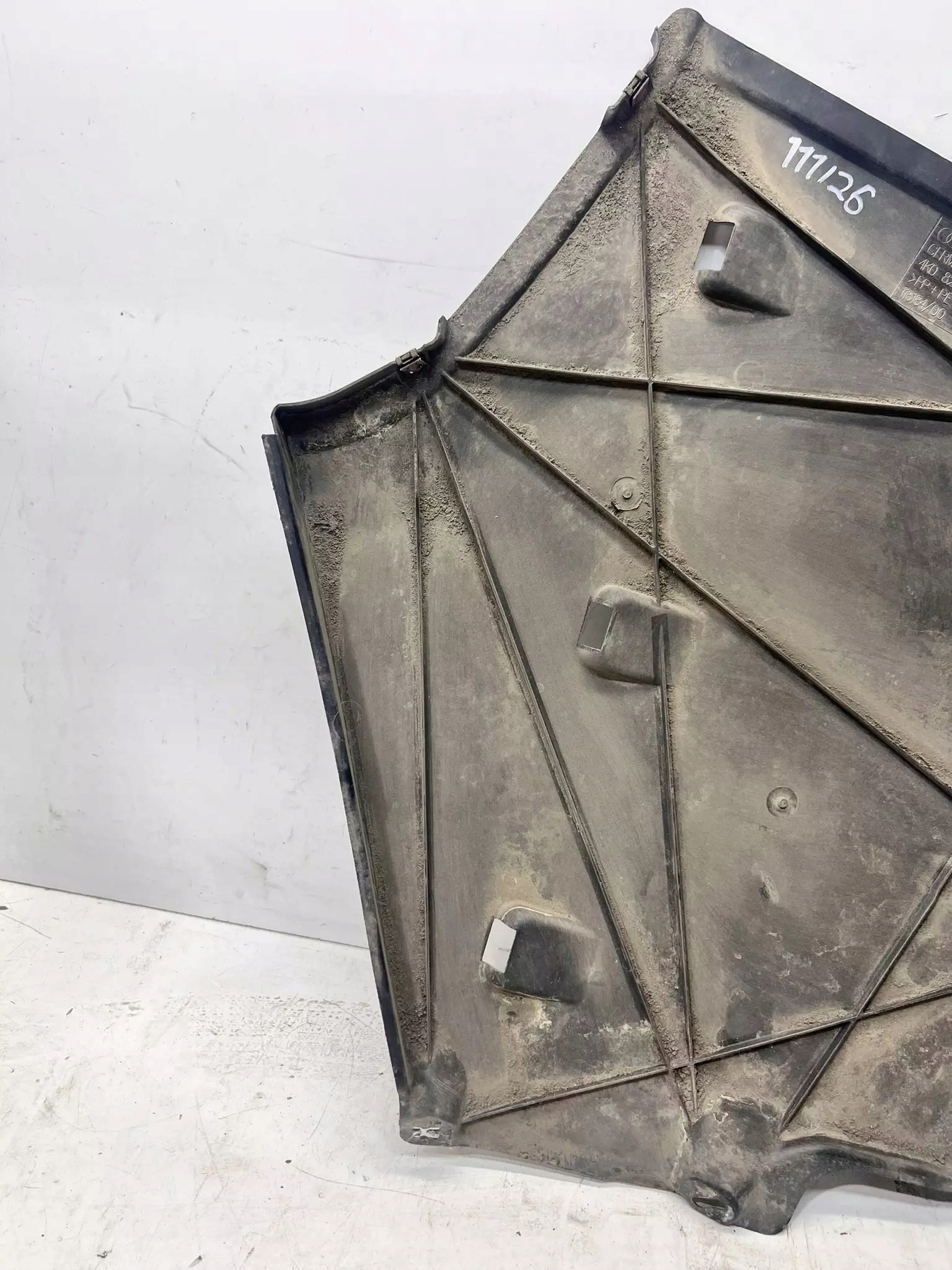 cover chassis rear AUDI A6 C8 4K0825219F 111/26