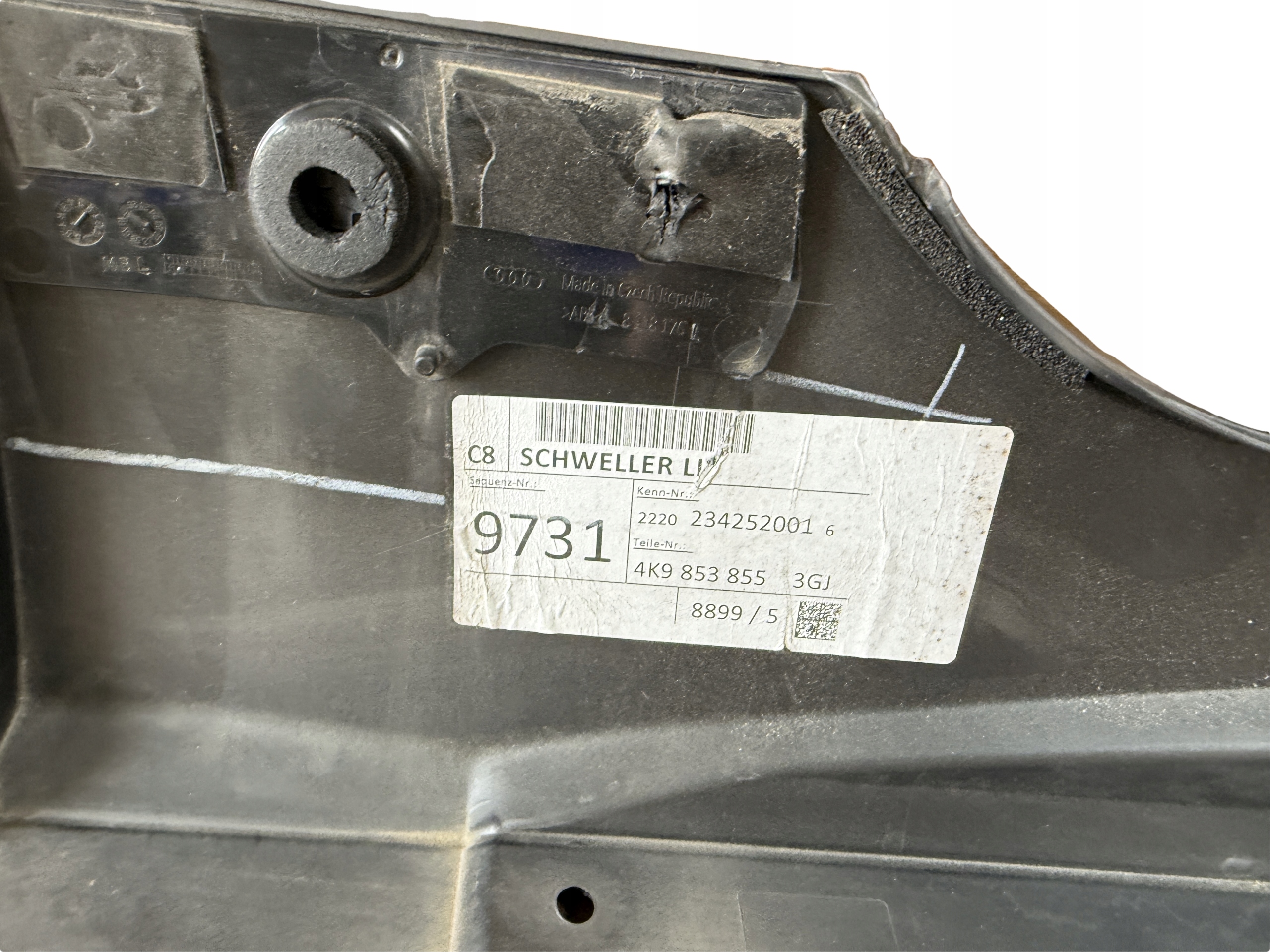 AUDI A6 4K C8 ALLROAD moulding cap threshold left 4K9853855