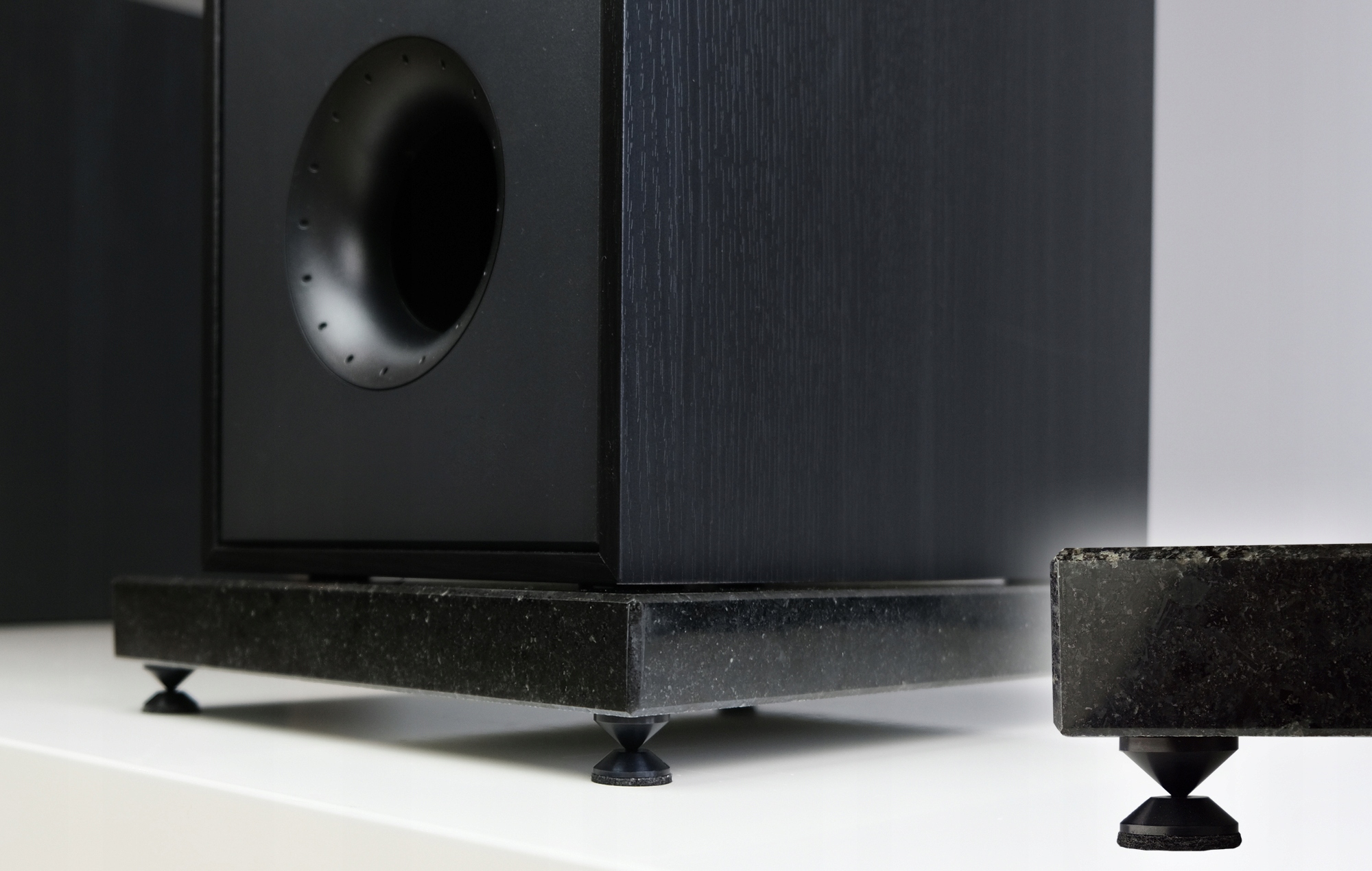 Kamienna granitowa podstawa pod kolumny 40x30cm