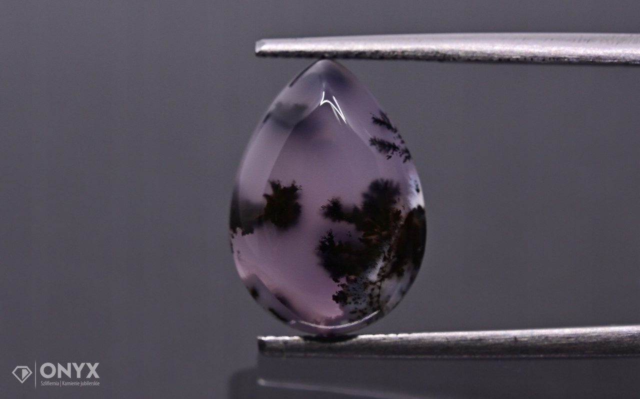 Dendritový achát z Turecka kabošon slza 14x10 mm