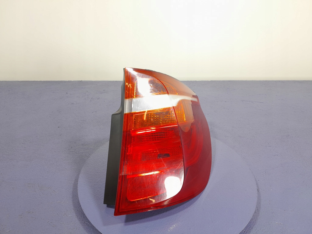 BMW X3 F25 LAMPA TYŁ TYLNA PRAWA 7217312