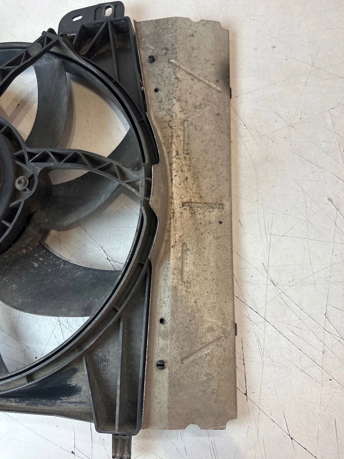 obal ventylátora ventilátor Peugeot 208 a Citroen C3 II 1.2