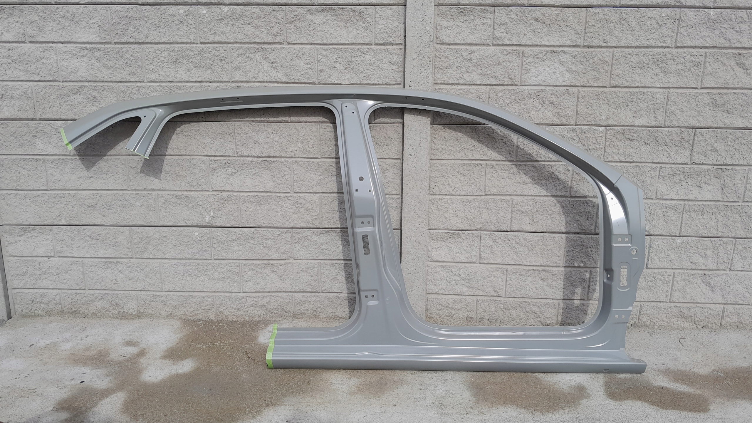 ШКОДА RAPID ПРАВЕ ЧАСТИНА СТІЙКА БІК РАМА НОВЕ