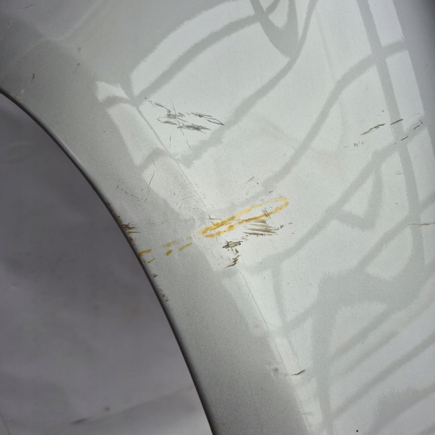 VOLVO XC60 and fender right front front
