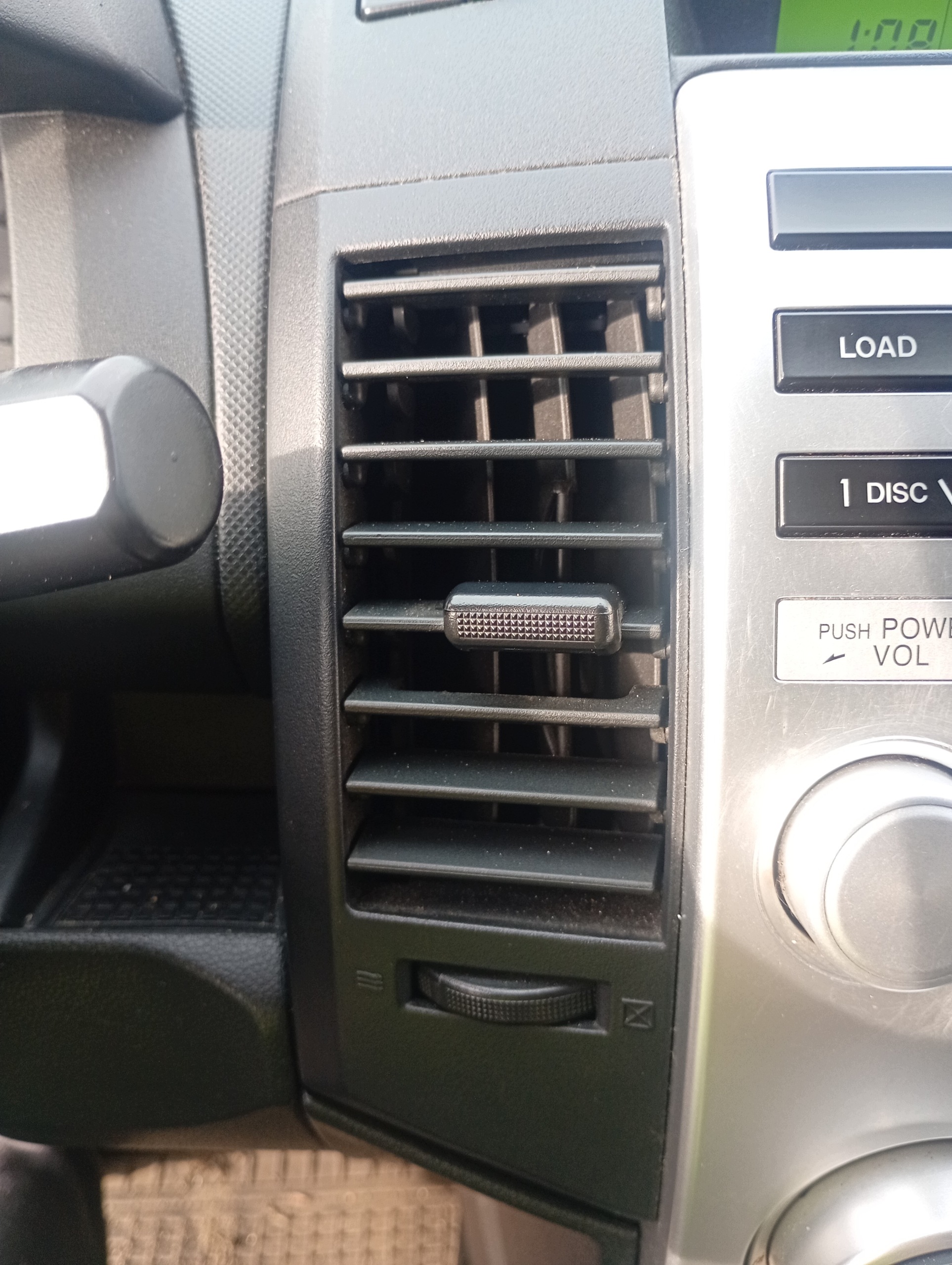 grid air conditioning devices air central left Mazda 5 V 05-10