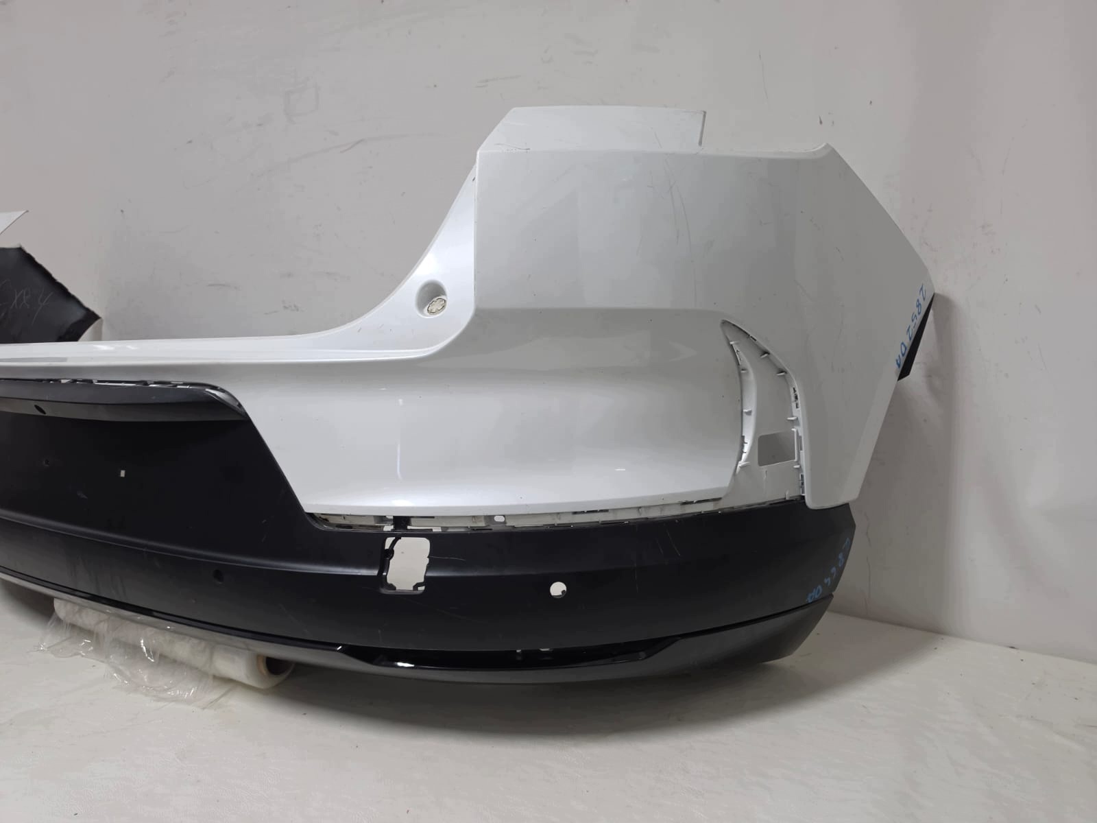 POLESTAR IV 4 23- bumper rear part rear PDC 80008694