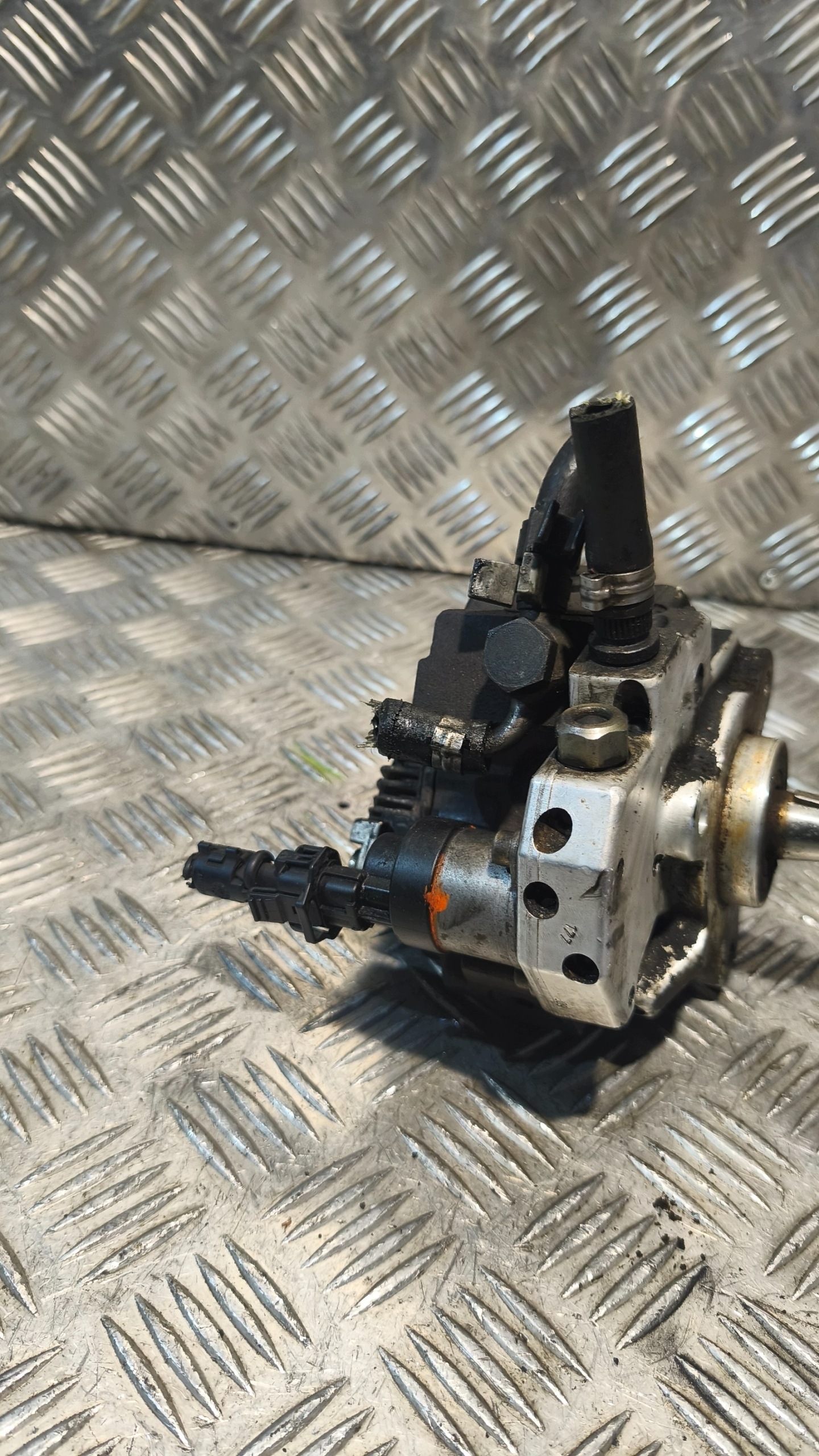 einspritzpumpe OPEL ASTRA H 2004r 1.7D 8972729240