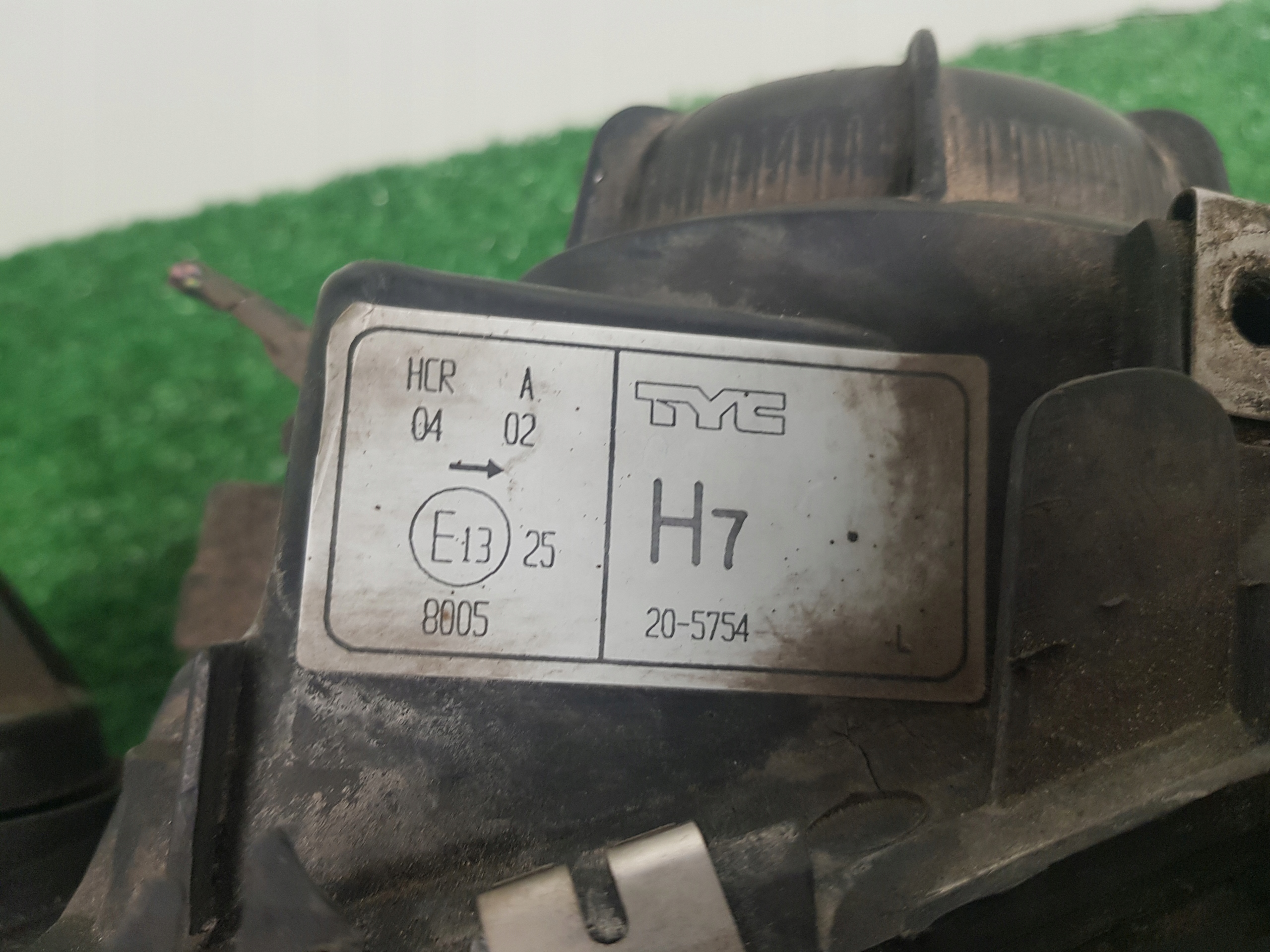 light left front VOLVO S80