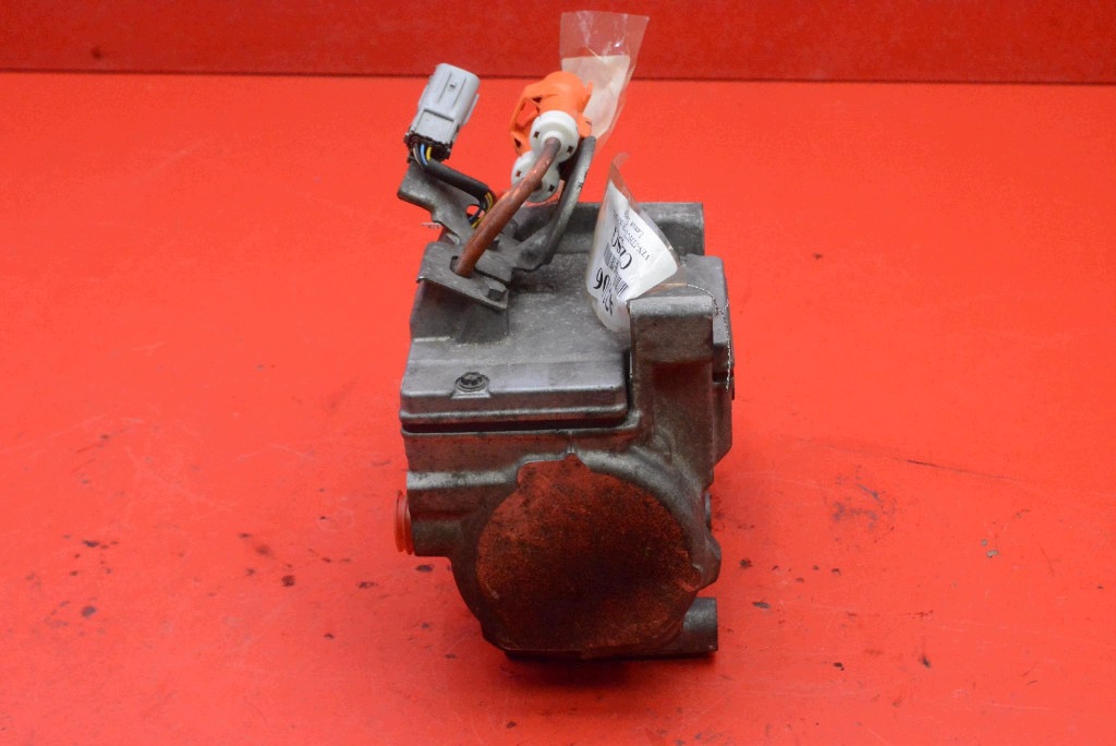 compressor pump of the air conditioning 042200-0102 LEXUS LS 4 IV LS600H 5.0 V8 438 KM