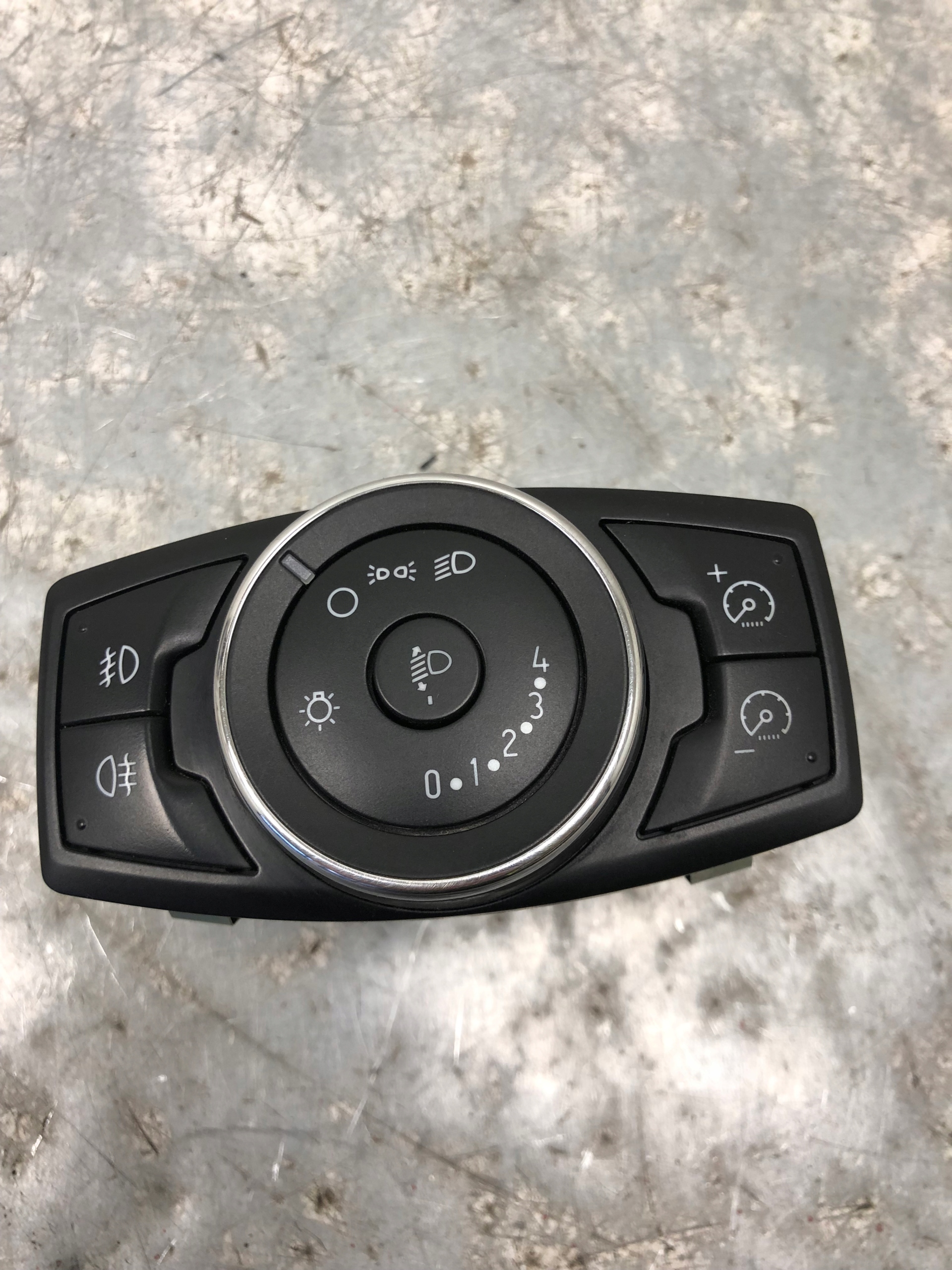 interruttore luci FORD FOCUS MK3 BM5T-13A024-AC