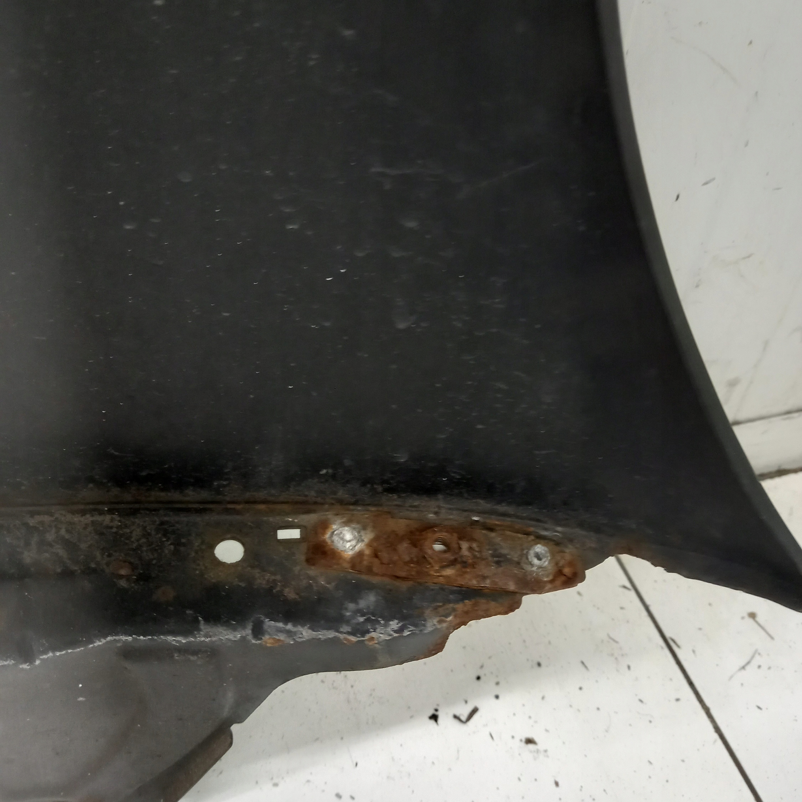fender left front MERCEDES-BENZ E-KLASA W210