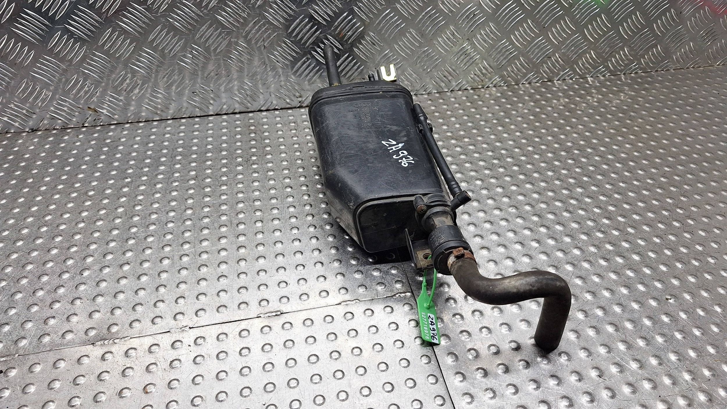 uhlíkový filter 4A0201801 AUDI A6 C4 AUDI 100