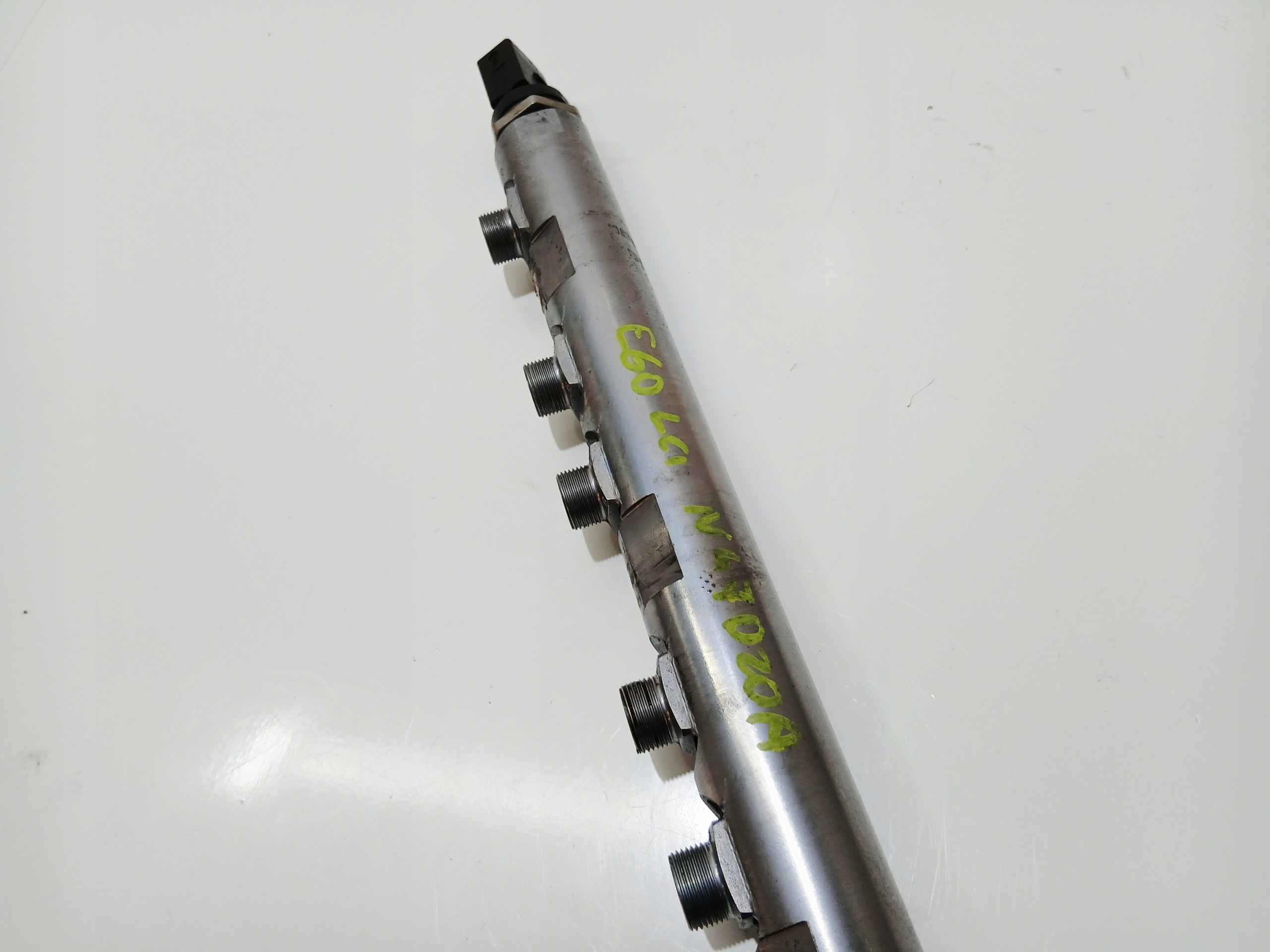 injektorhíd BMW E60 E61 N47D20A LCI 7809129 (0001053)